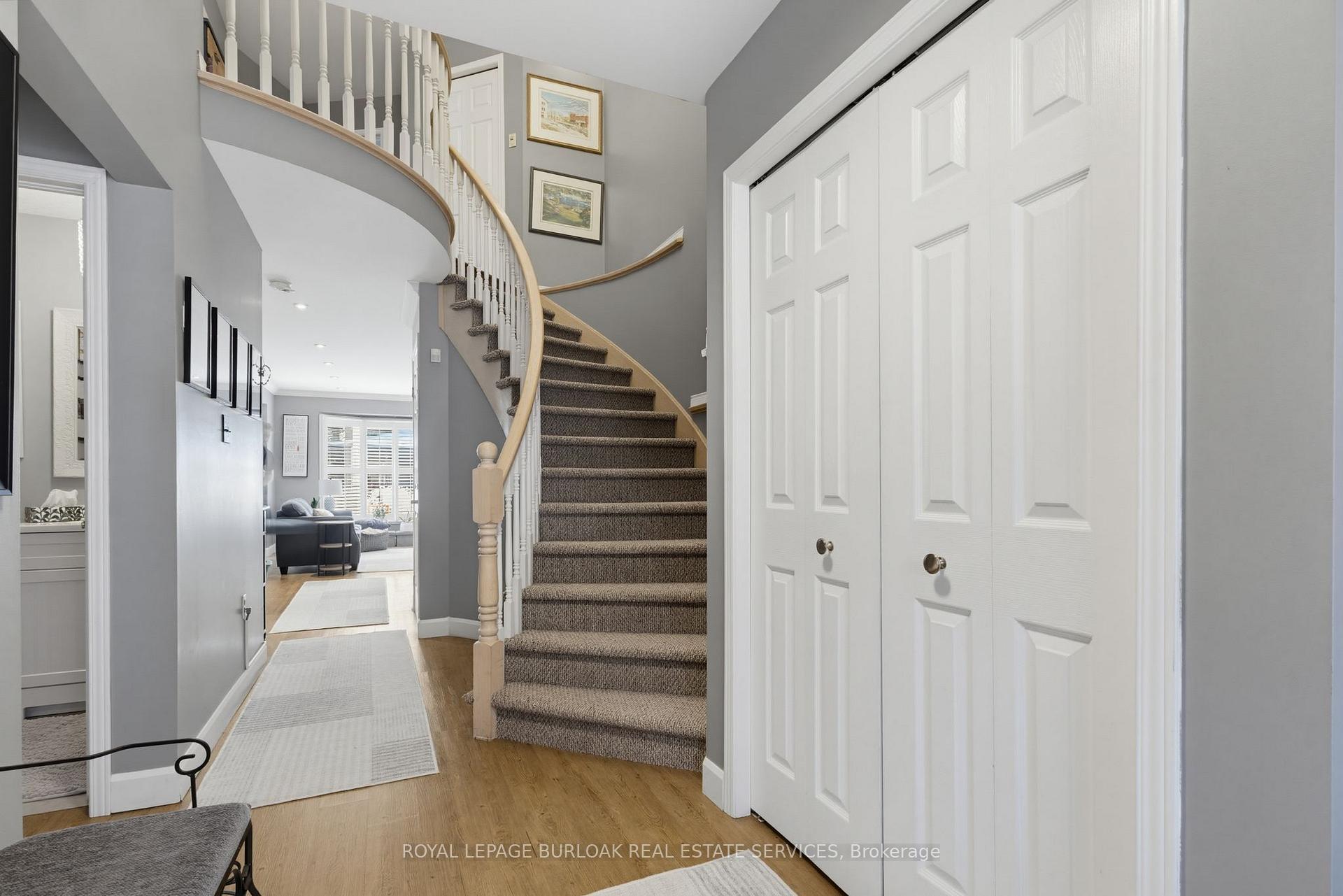 Photo 5 of 46 Chelsea Crescent, Hamilton, Stoney Creek — HOMEH