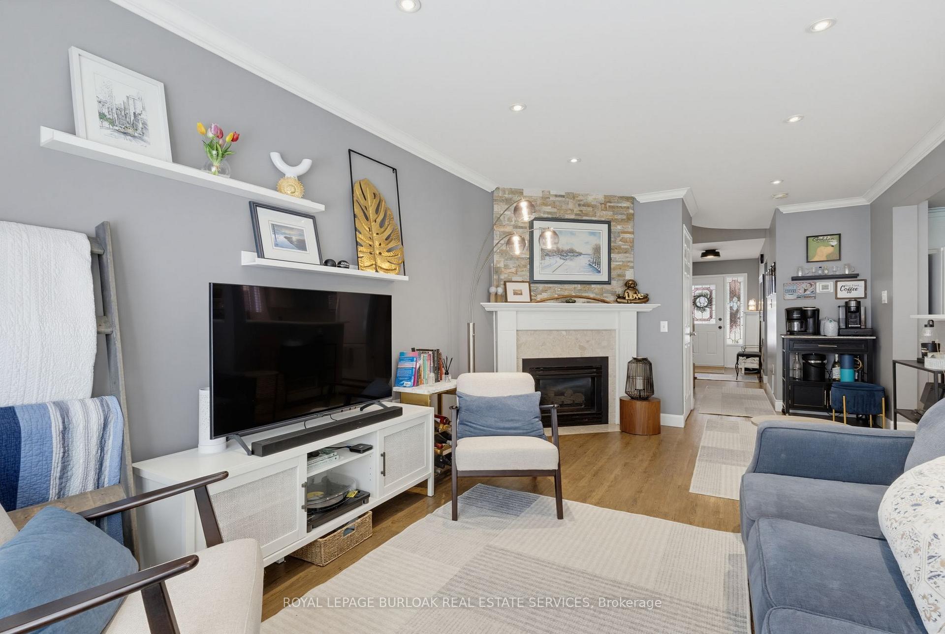 Photo 15 of 46 Chelsea Crescent, Hamilton, Stoney Creek — HOMEH