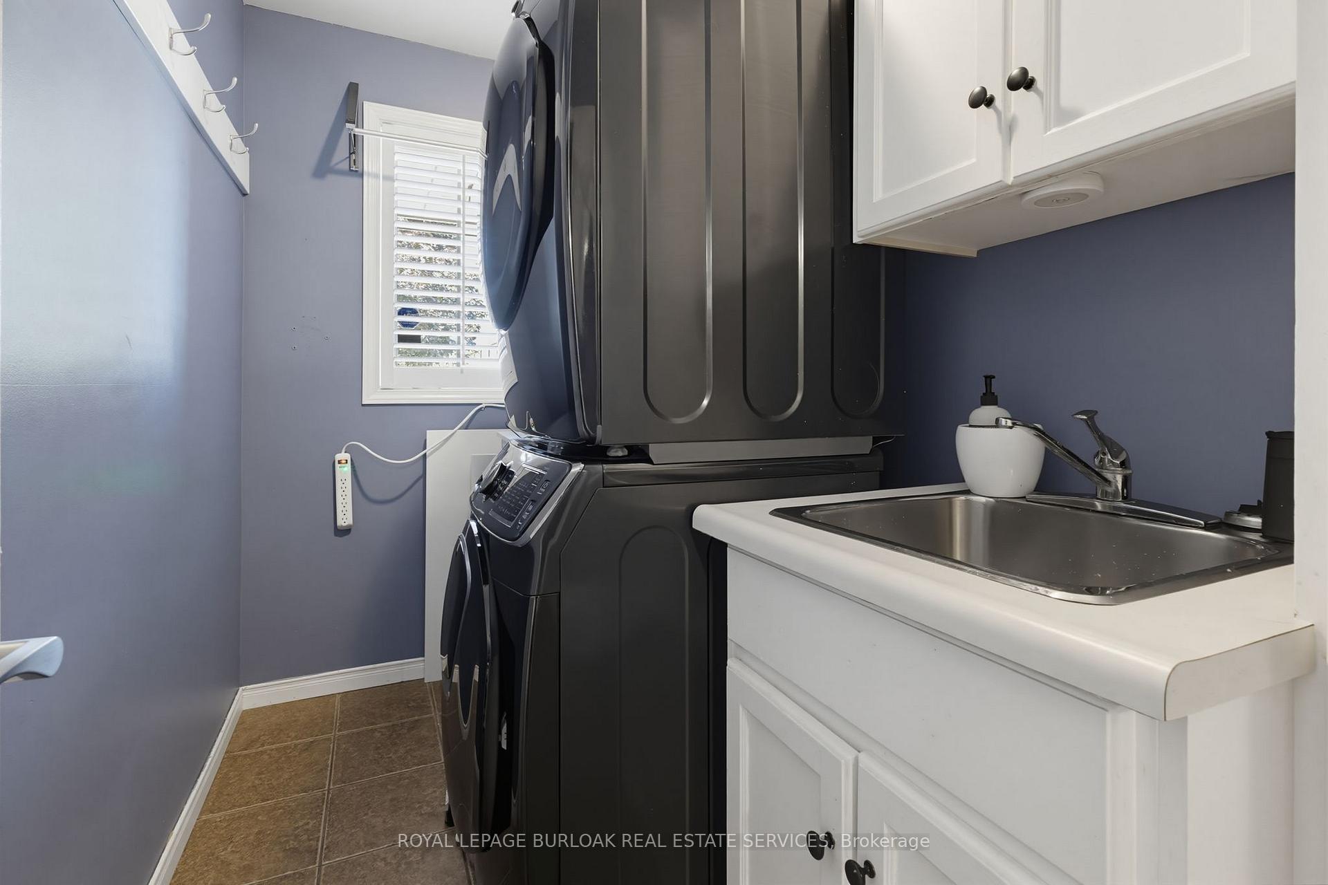 Photo 16 of 46 Chelsea Crescent, Hamilton, Stoney Creek — HOMEH