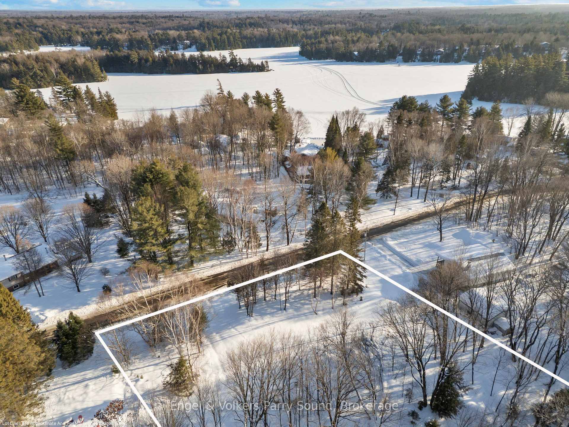 Photo 5 of 40 Miller Drive, McDougall — HOMEH