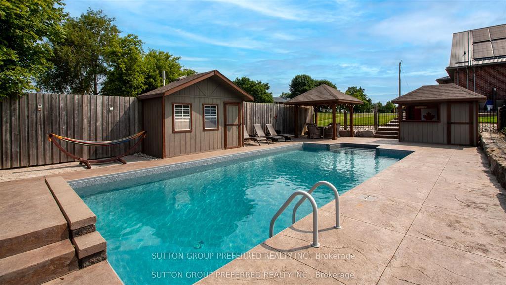 Photo 9 of 13315 Westbury Drive, Malahide, Lyons — HOMEH