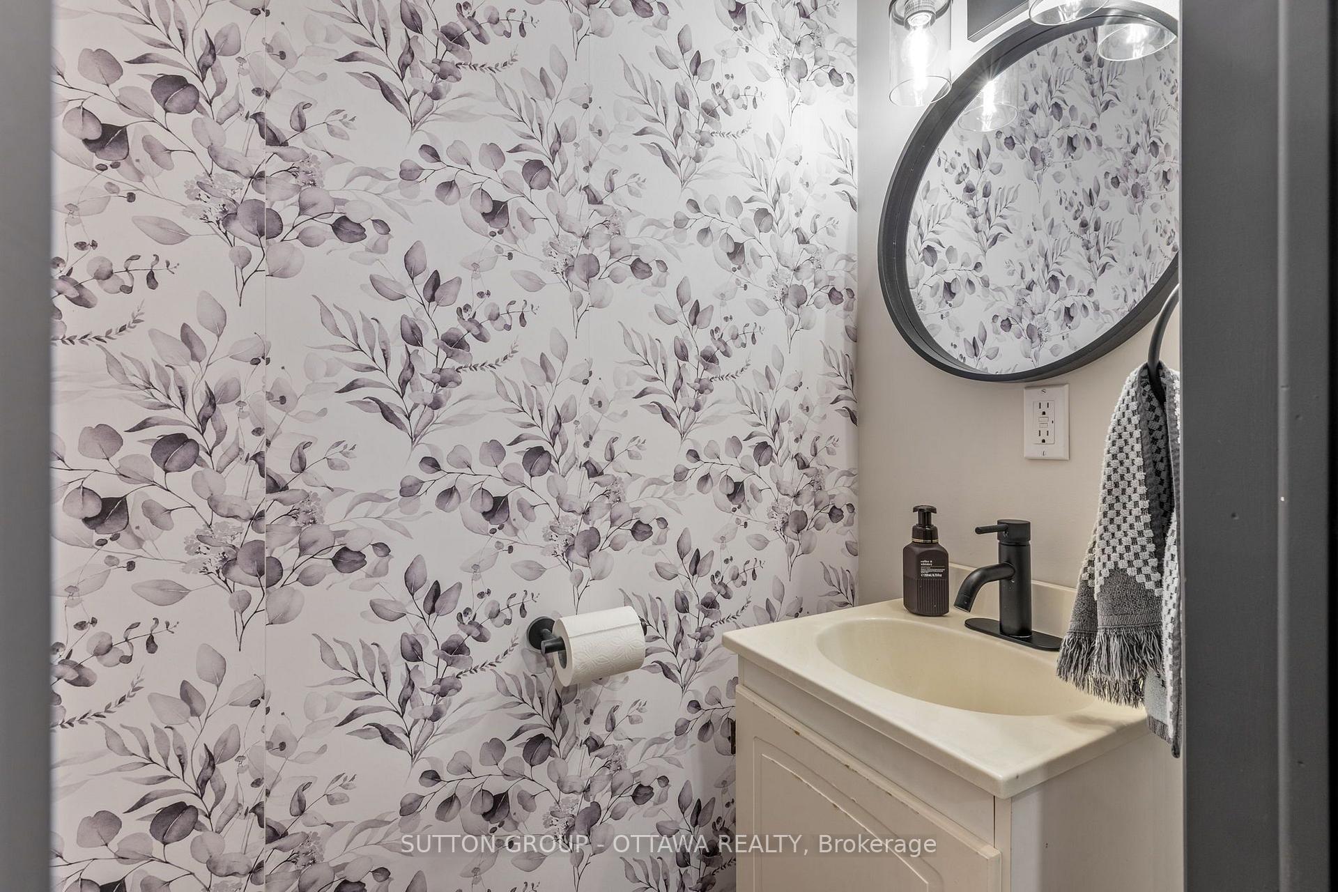 Photo 14 of 8097 Laurie Lane, Ottawa, Metcalfe — HOMEH