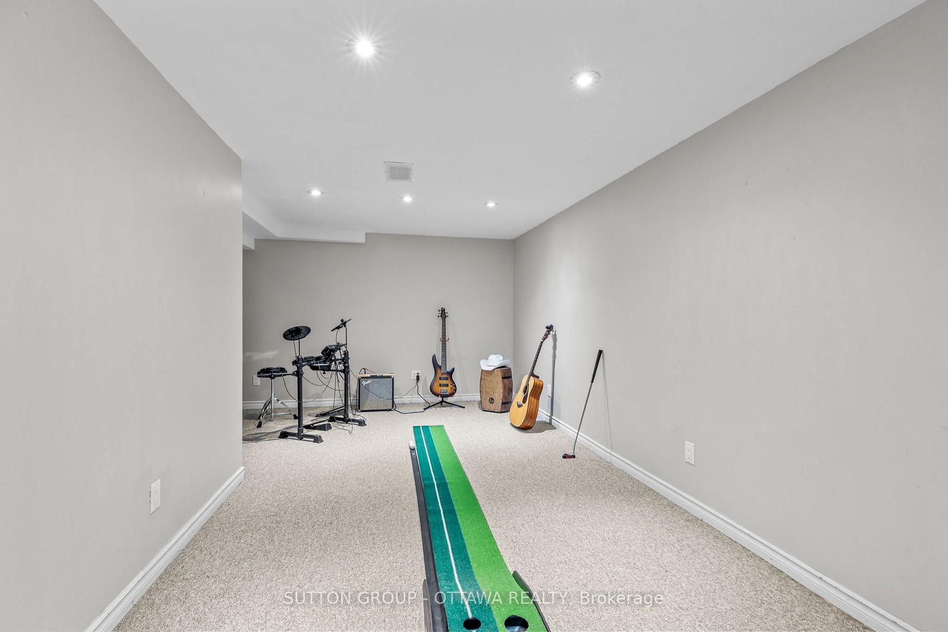 Photo 29 of 8097 Laurie Lane, Ottawa, Metcalfe — HOMEH