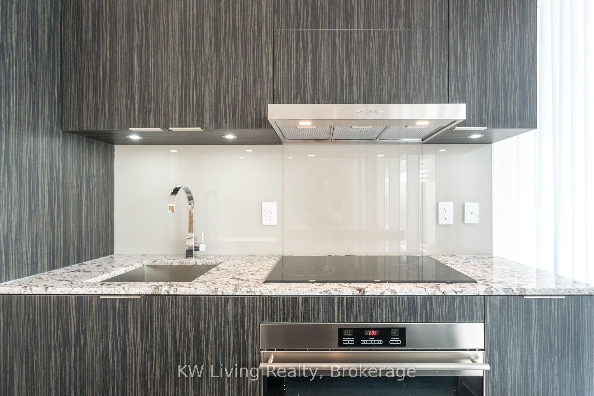 Photo 3 of Unit 1202, 1 Bloor Street E, Toronto, Church-Yonge Corridor — HOMEH