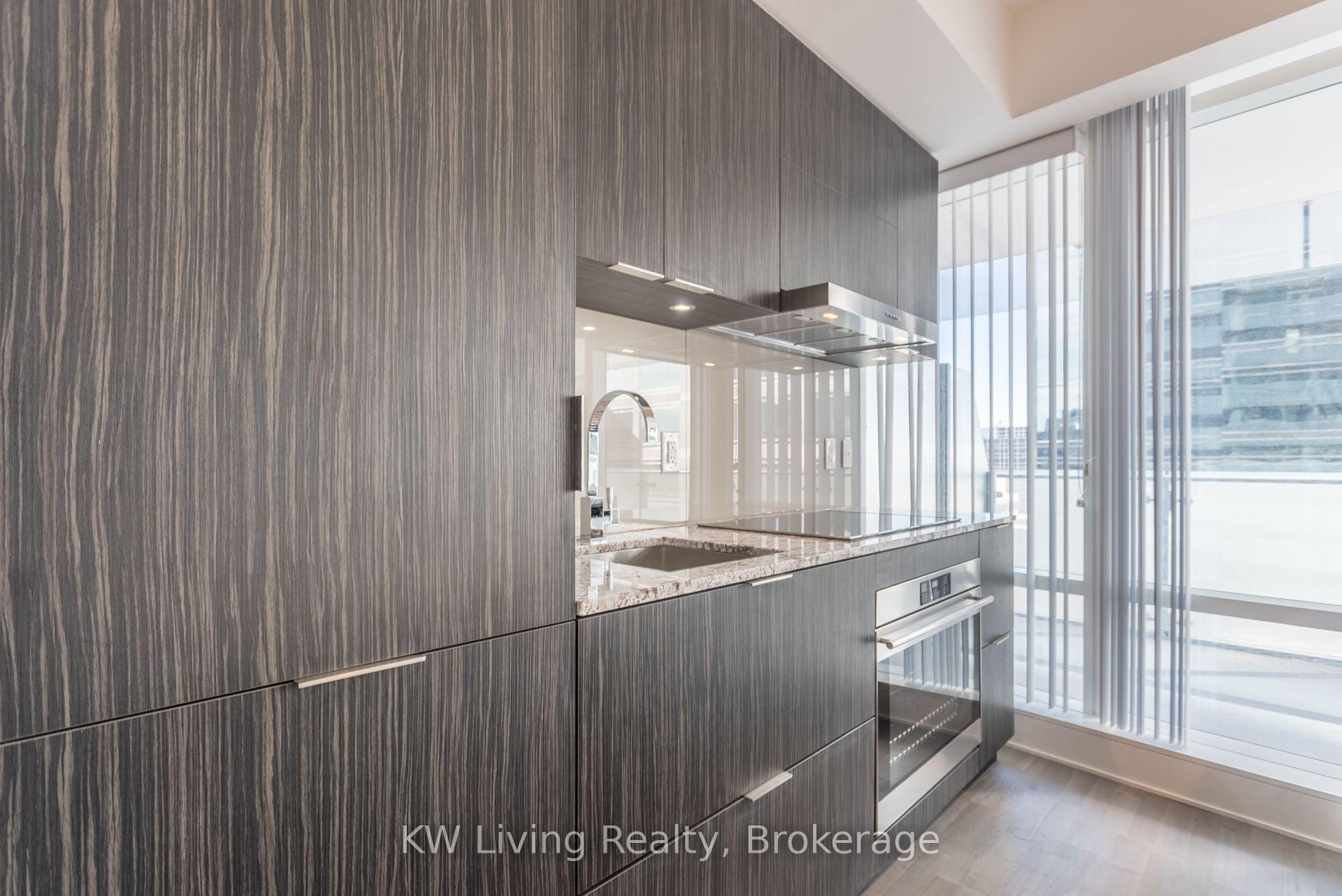 Photo 4 of Unit 1202, 1 Bloor Street E, Toronto, Church-Yonge Corridor — HOMEH
