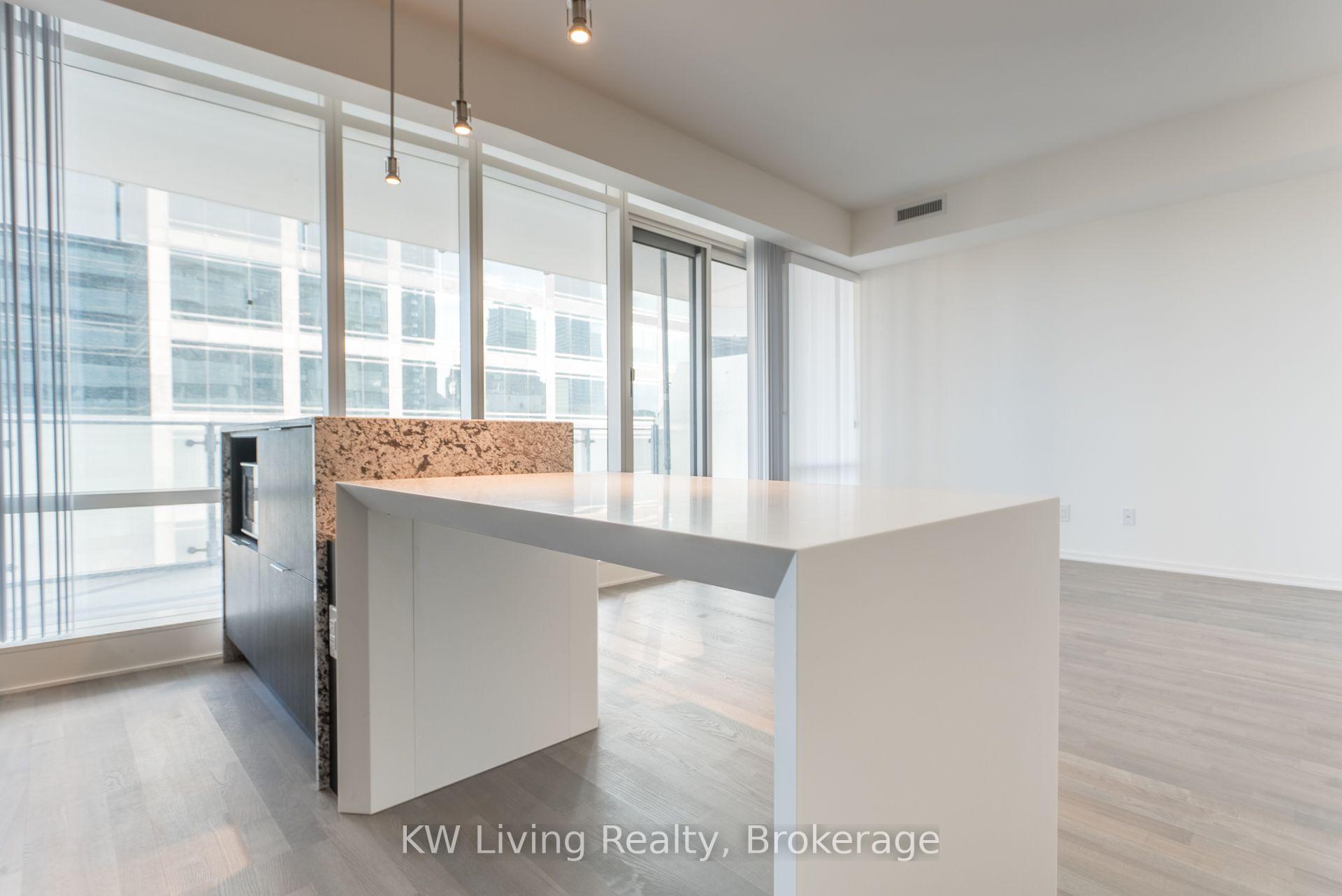 Photo 6 of Unit 1202, 1 Bloor Street E, Toronto, Church-Yonge Corridor — HOMEH