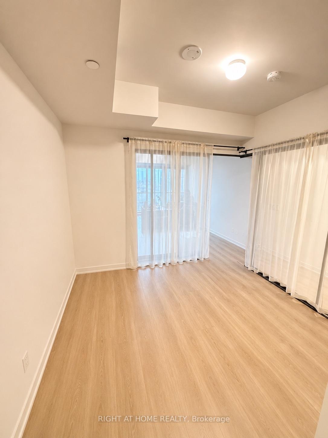 Photo 10 of Unit 616, 181 Sterling Road, Toronto, Dufferin Grove — HOMEH