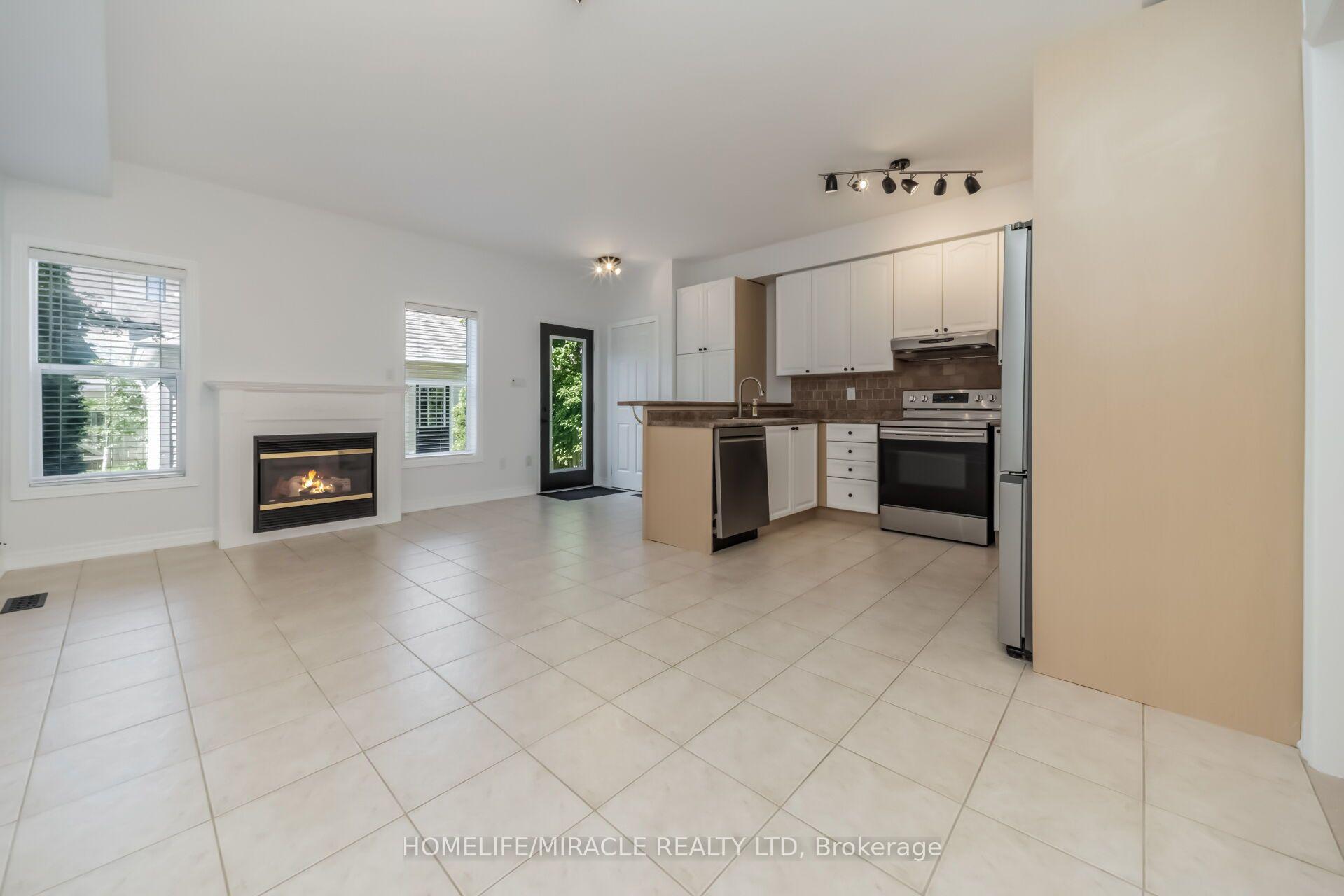 Photo 9 of 257 Gatwick Drive, Oakville, River Oaks — HOMEH