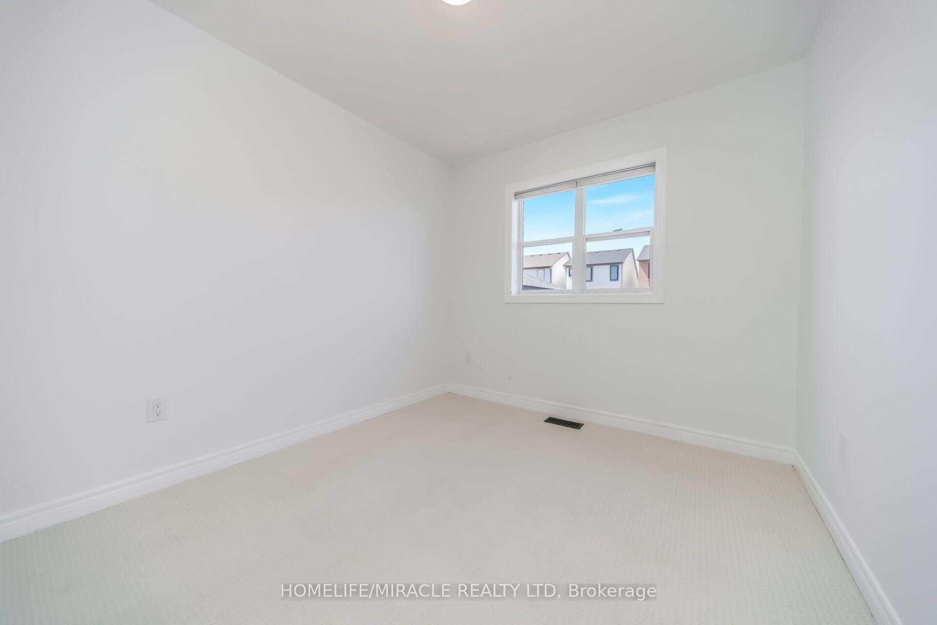Photo 23 of 257 Gatwick Drive, Oakville, River Oaks — HOMEH
