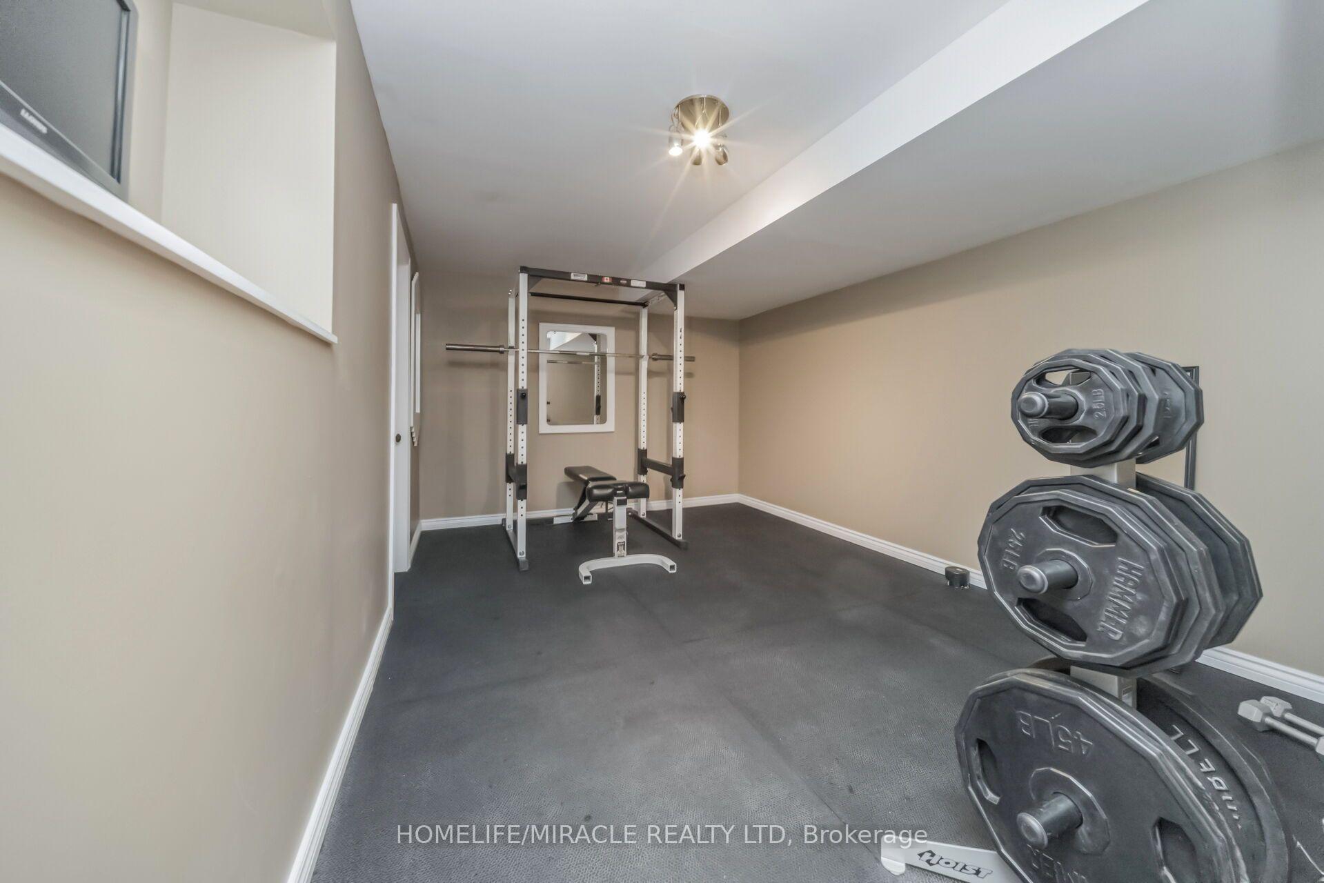 Photo 42 of 257 Gatwick Drive, Oakville, River Oaks — HOMEH