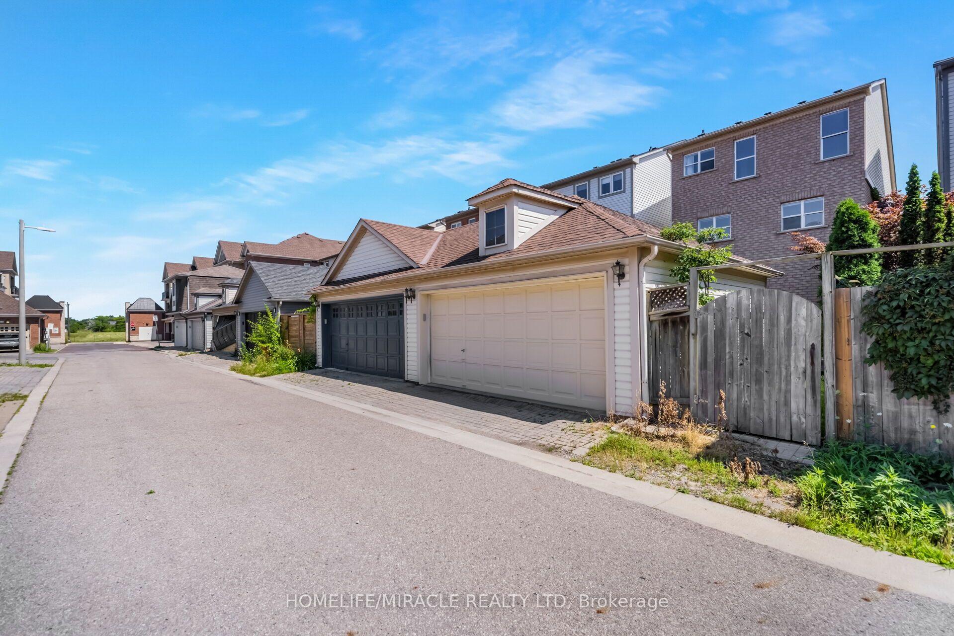 Photo 48 of 257 Gatwick Drive, Oakville, River Oaks — HOMEH