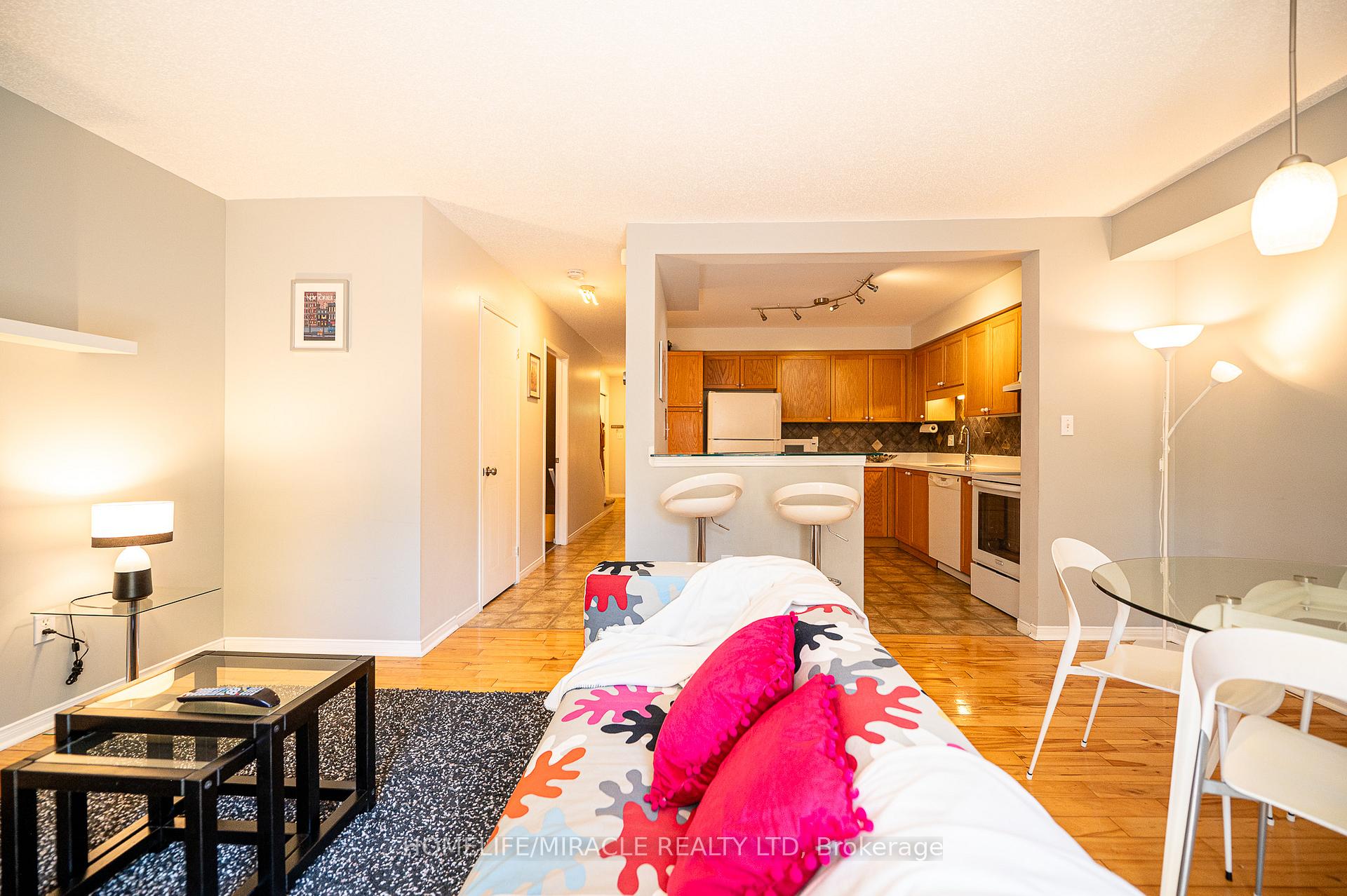 Photo 13 of Unit 55, 151 Clairfields Drive E, Guelph, Pineridge/Westminster Woods — HOMEH