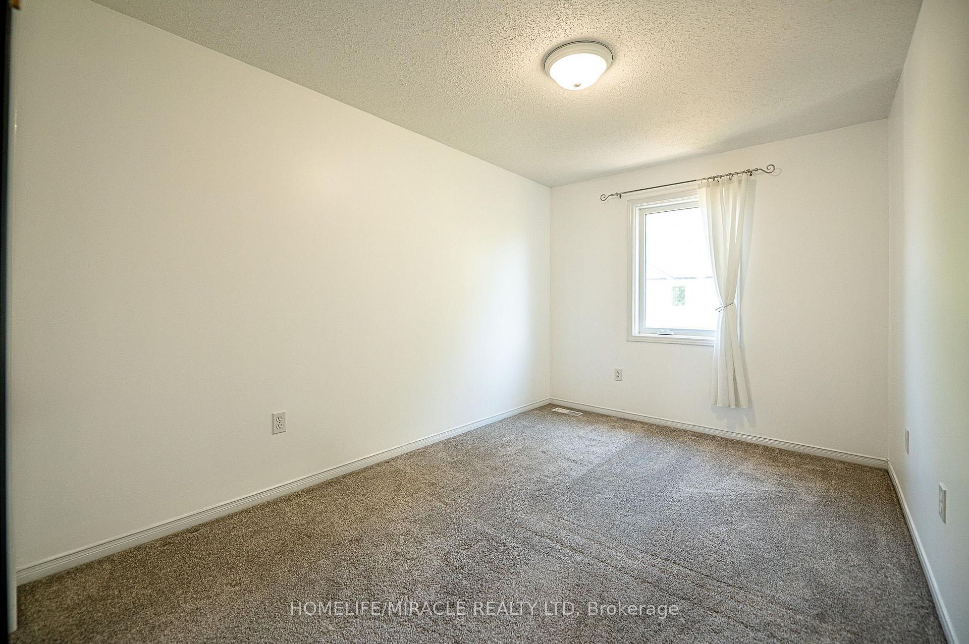 Photo 21 of Unit 55, 151 Clairfields Drive E, Guelph, Pineridge/Westminster Woods — HOMEH