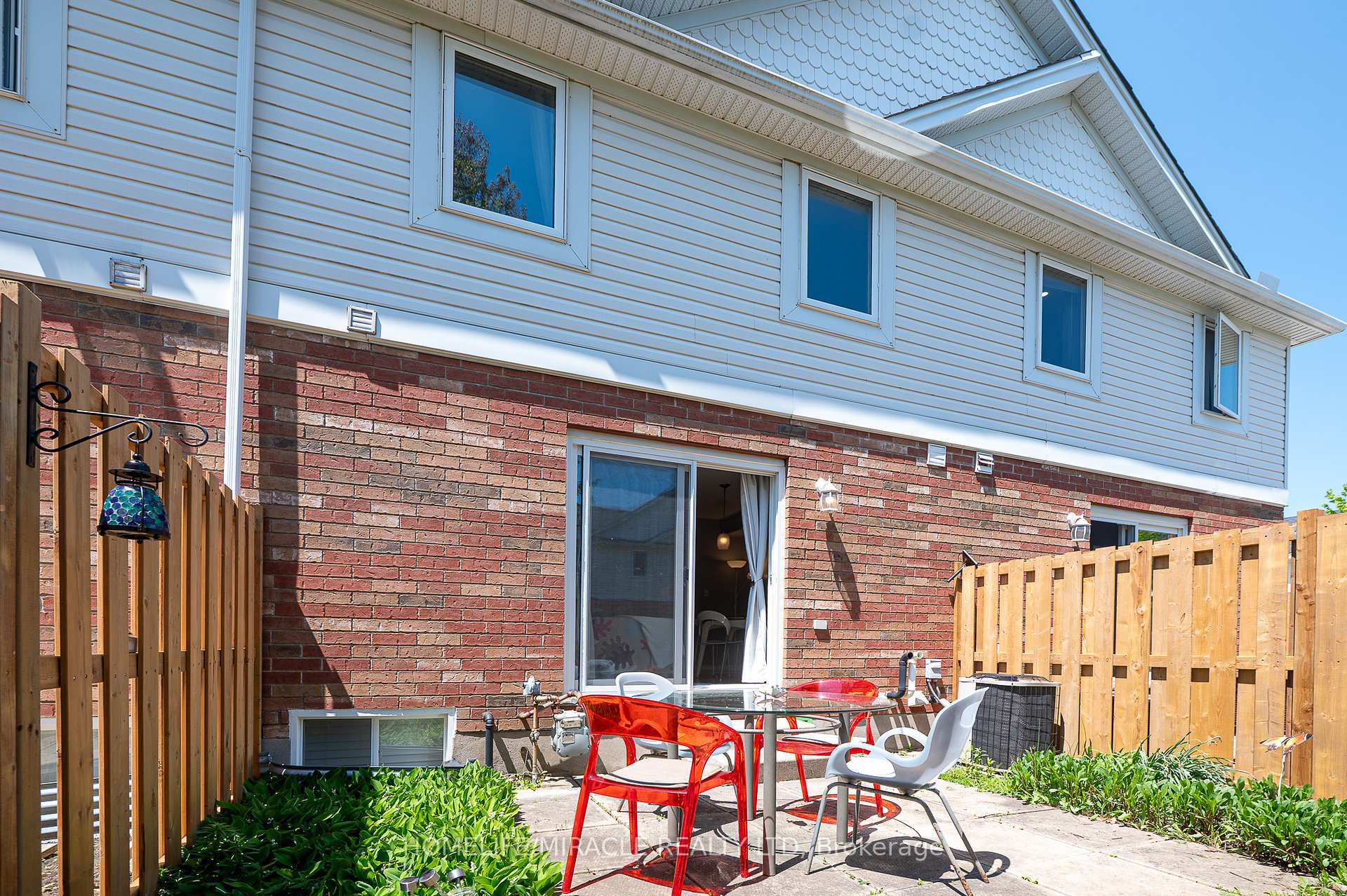 Photo 34 of Unit 55, 151 Clairfields Drive E, Guelph, Pineridge/Westminster Woods — HOMEH