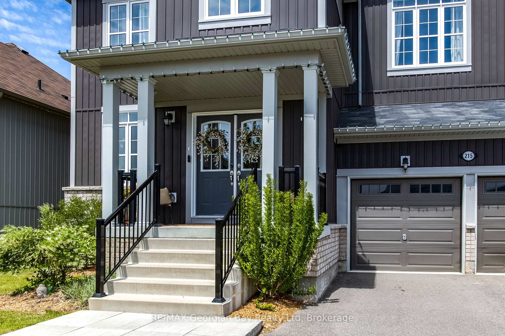 Photo 2 of 215 Roy Drive, Clearview, Stayner — HOMEH