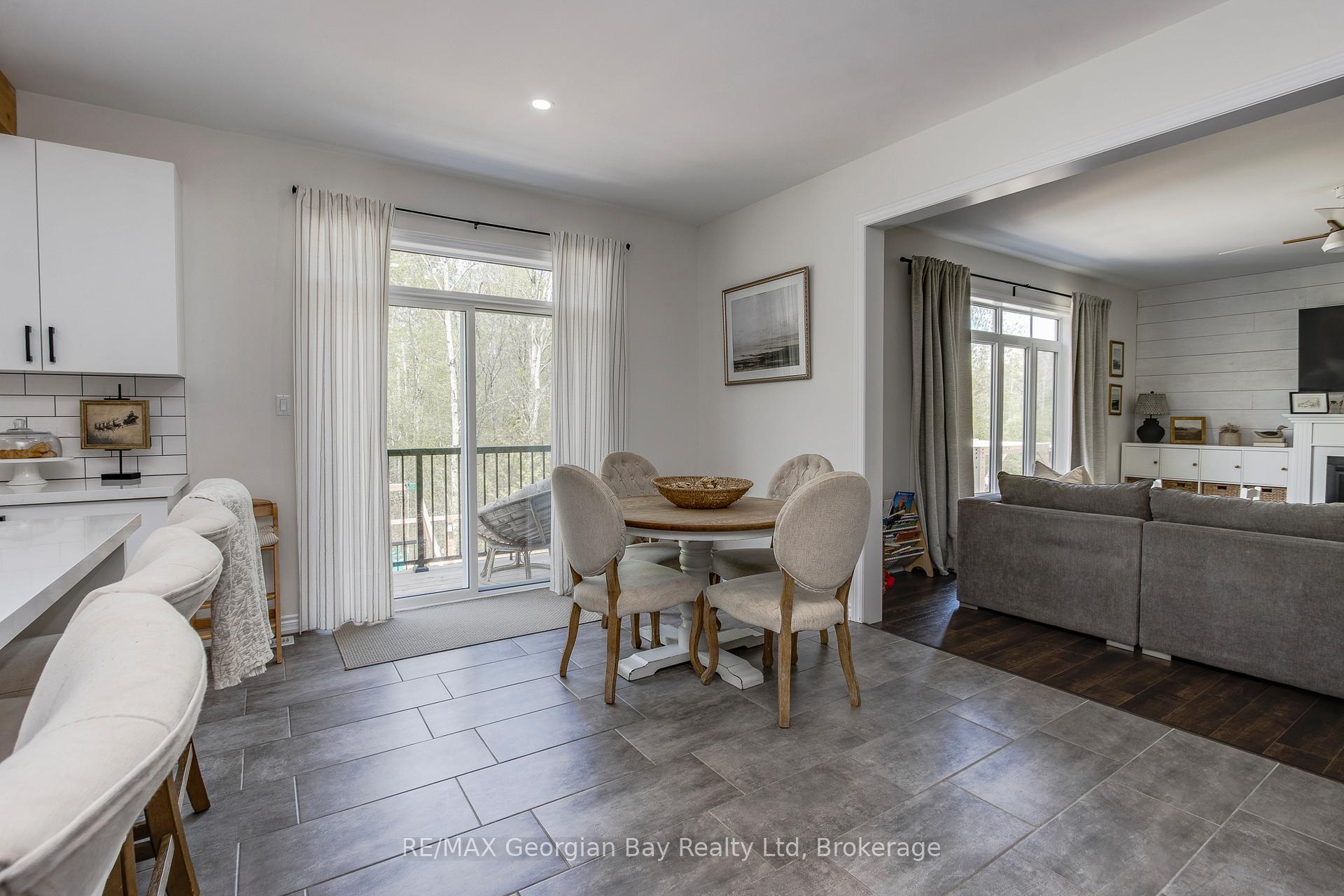 Photo 14 of 215 Roy Drive, Clearview, Stayner — HOMEH