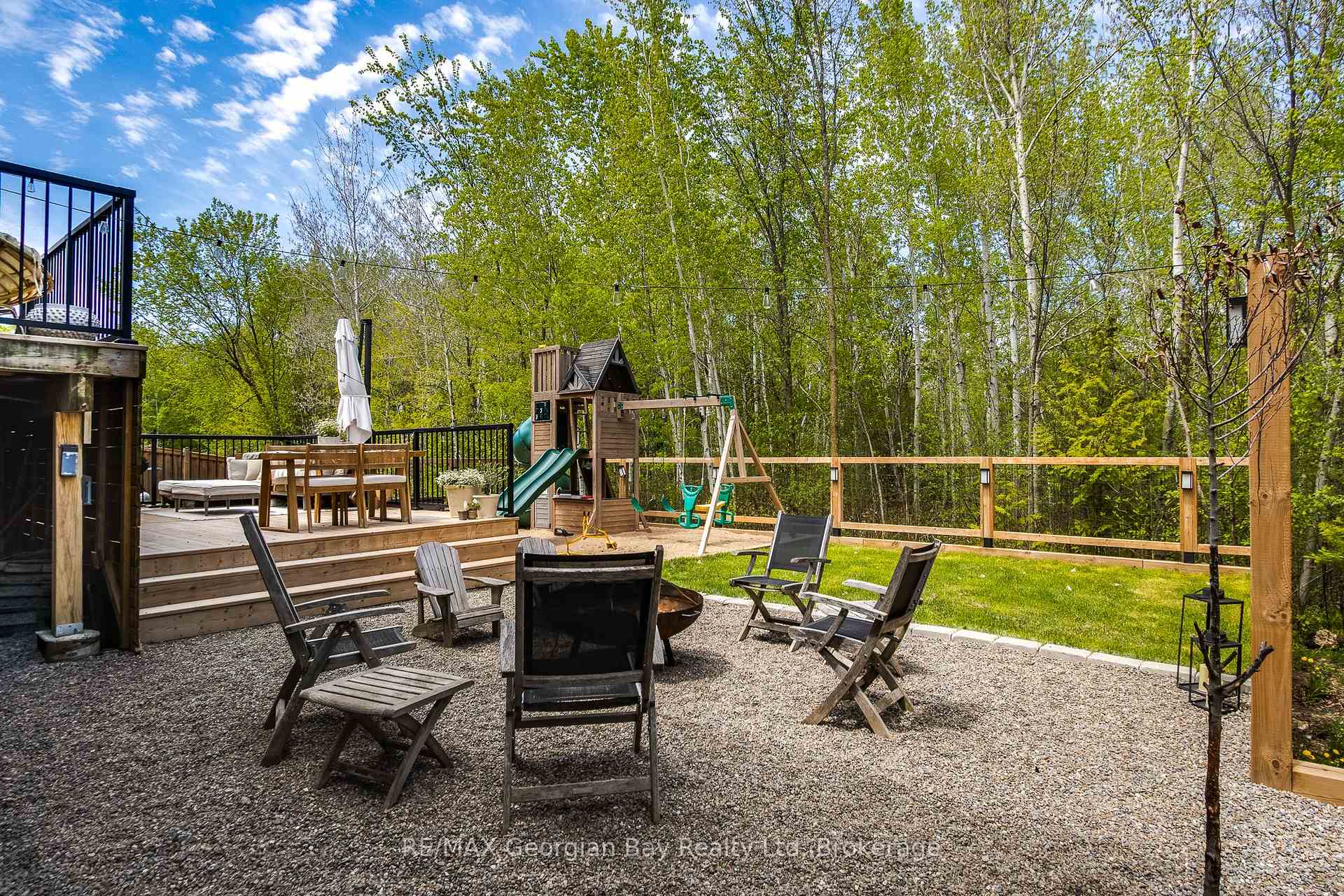 Photo 36 of 215 Roy Drive, Clearview, Stayner — HOMEH
