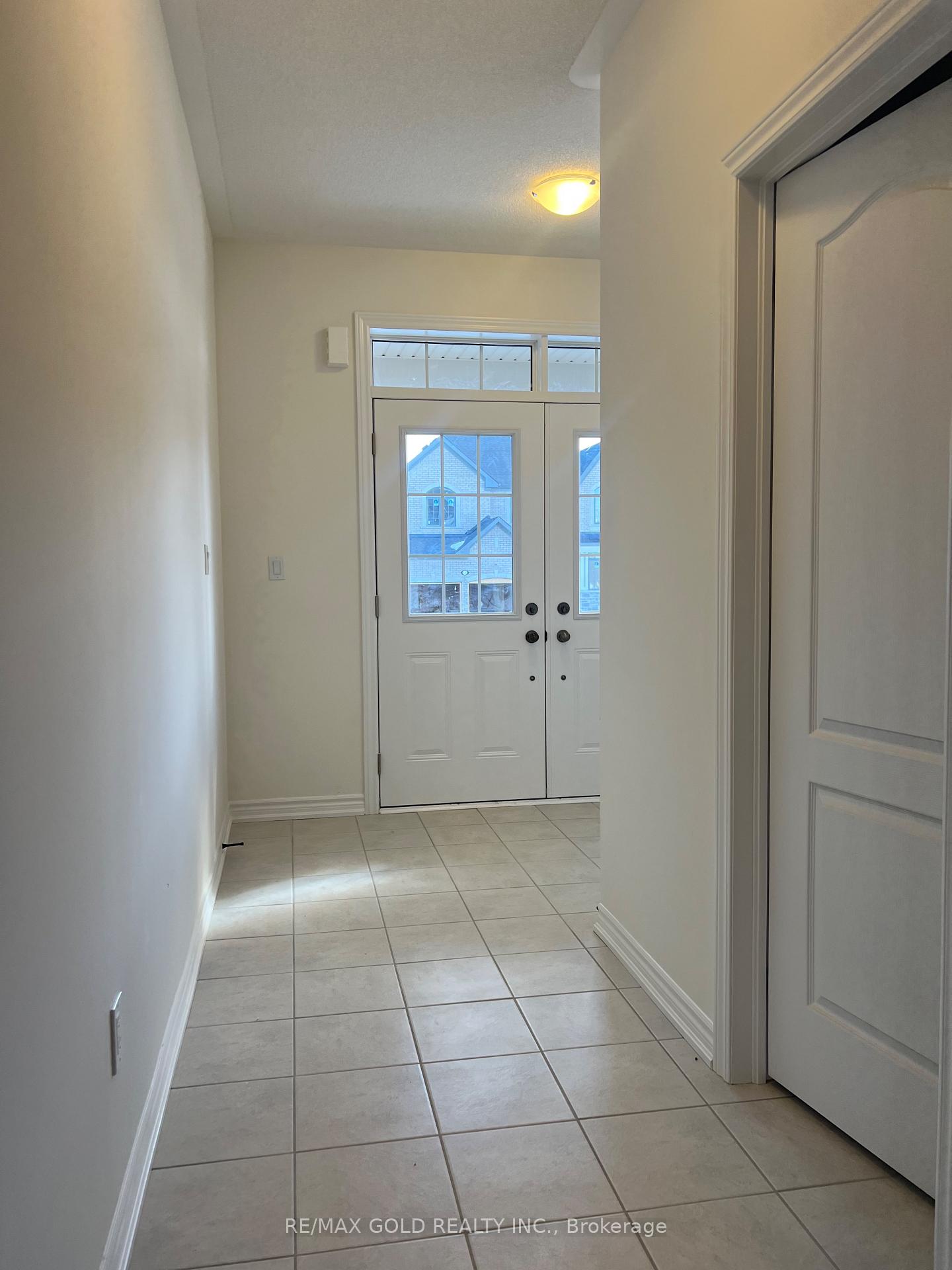 Photo 2 of 4 Lawrence D. Pridham Avenue, New Tecumseth, Rural New Tecumseth — HOMEH
