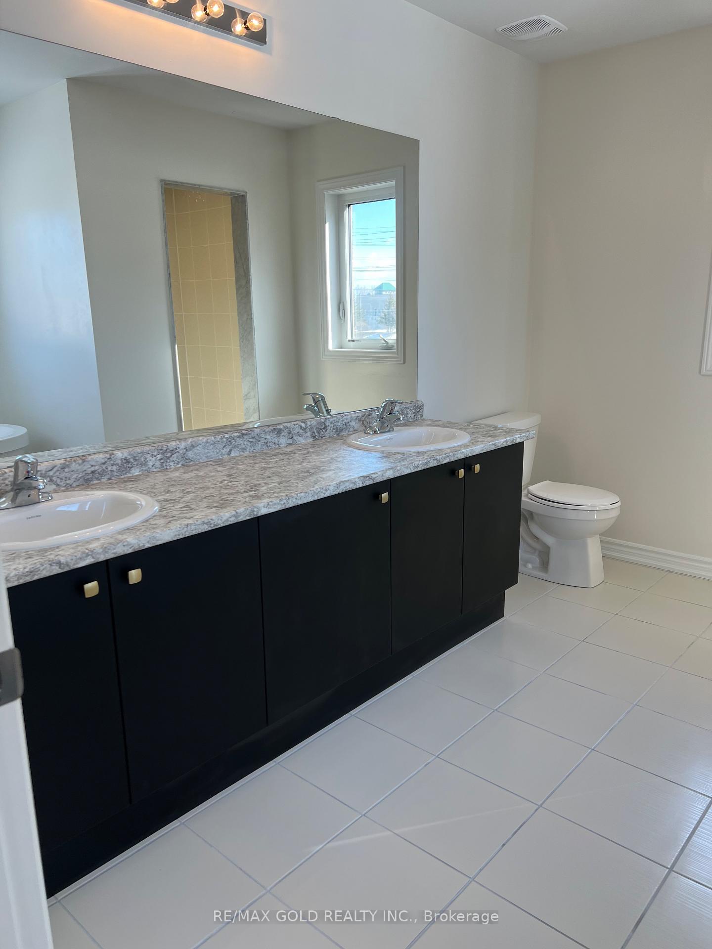 Photo 16 of 4 Lawrence D. Pridham Avenue, New Tecumseth, Rural New Tecumseth — HOMEH