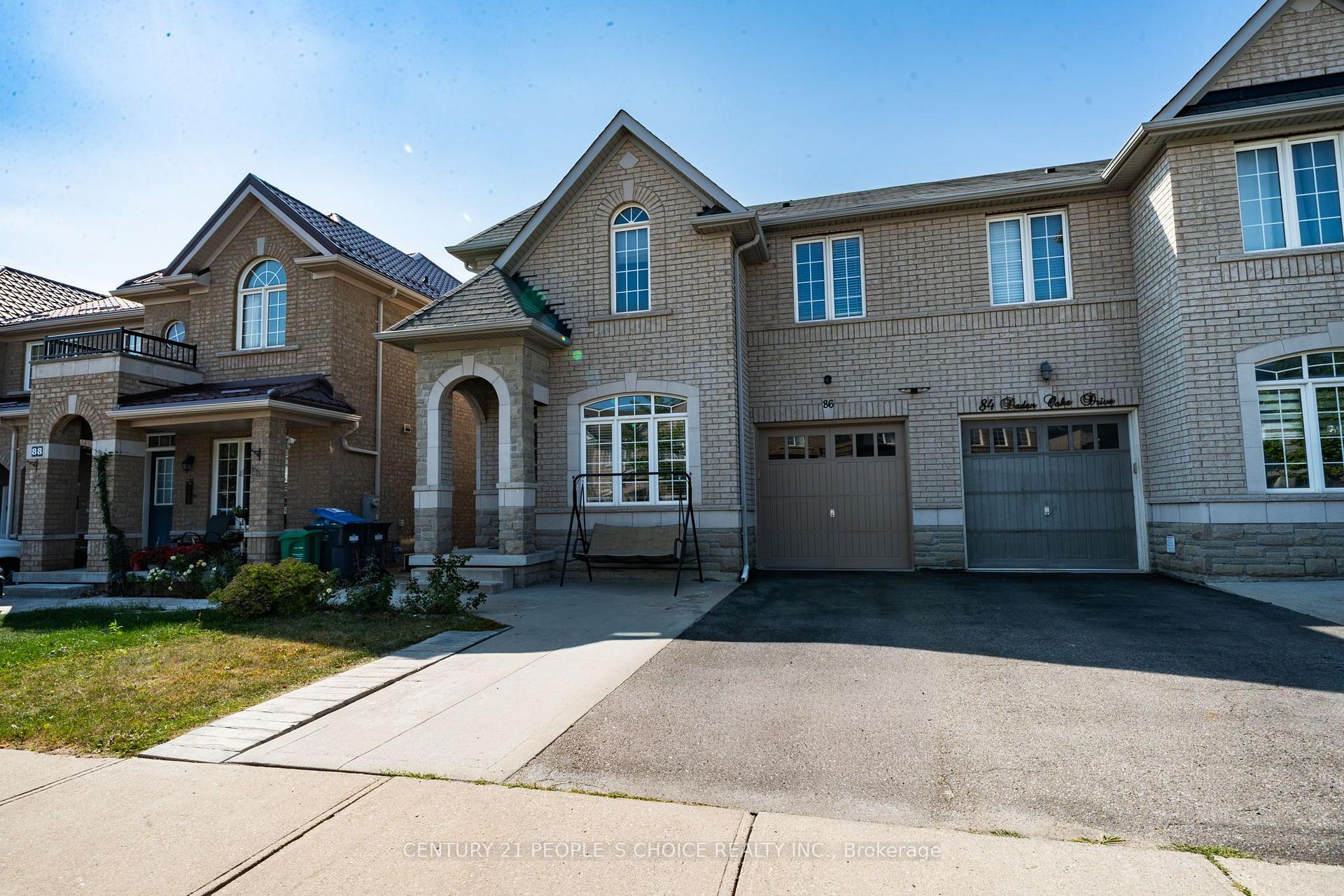 Photo 2 of 86 Daden oaks Drive, Brampton, Bram East — HOMEH