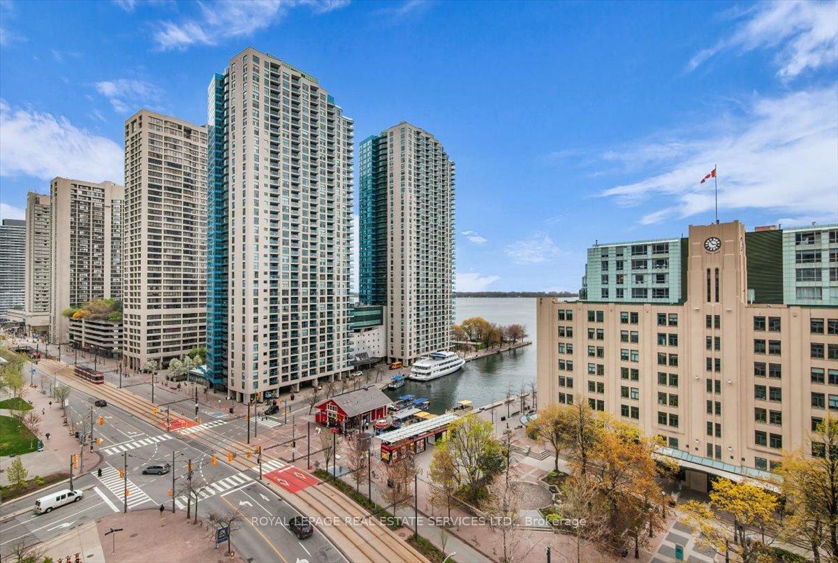 Photo 1 of Unit 1104, 208 Queens Quay W, Toronto, Waterfront Communities — HOMEH