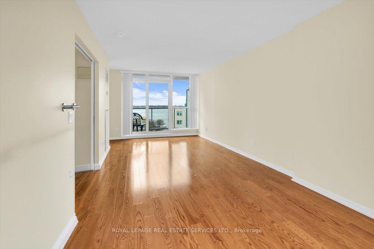 Photo 15 of Unit 1104, 208 Queens Quay W, Toronto, Waterfront Communities — HOMEH