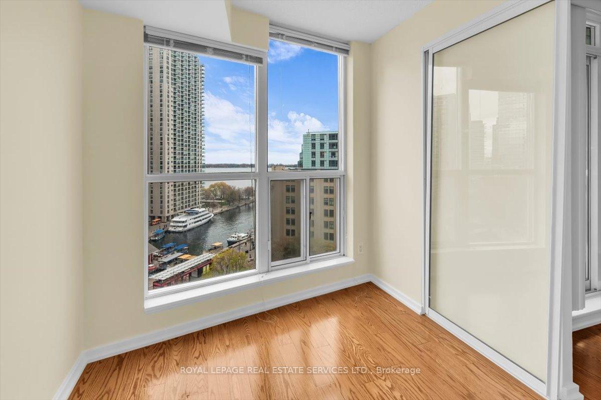 Photo 13 of Unit 1104, 208 Queens Quay W, Toronto, Waterfront Communities — HOMEH
