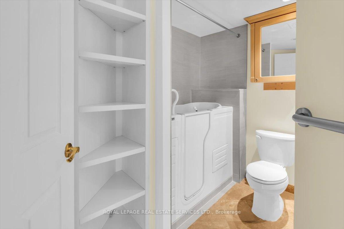 Photo 18 of Unit 1104, 208 Queens Quay W, Toronto, Waterfront Communities — HOMEH