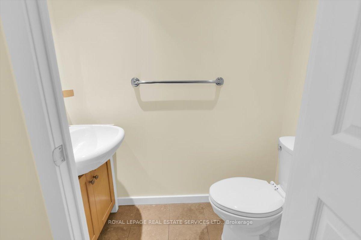 Photo 33 of Unit 1104, 208 Queens Quay W, Toronto, Waterfront Communities — HOMEH