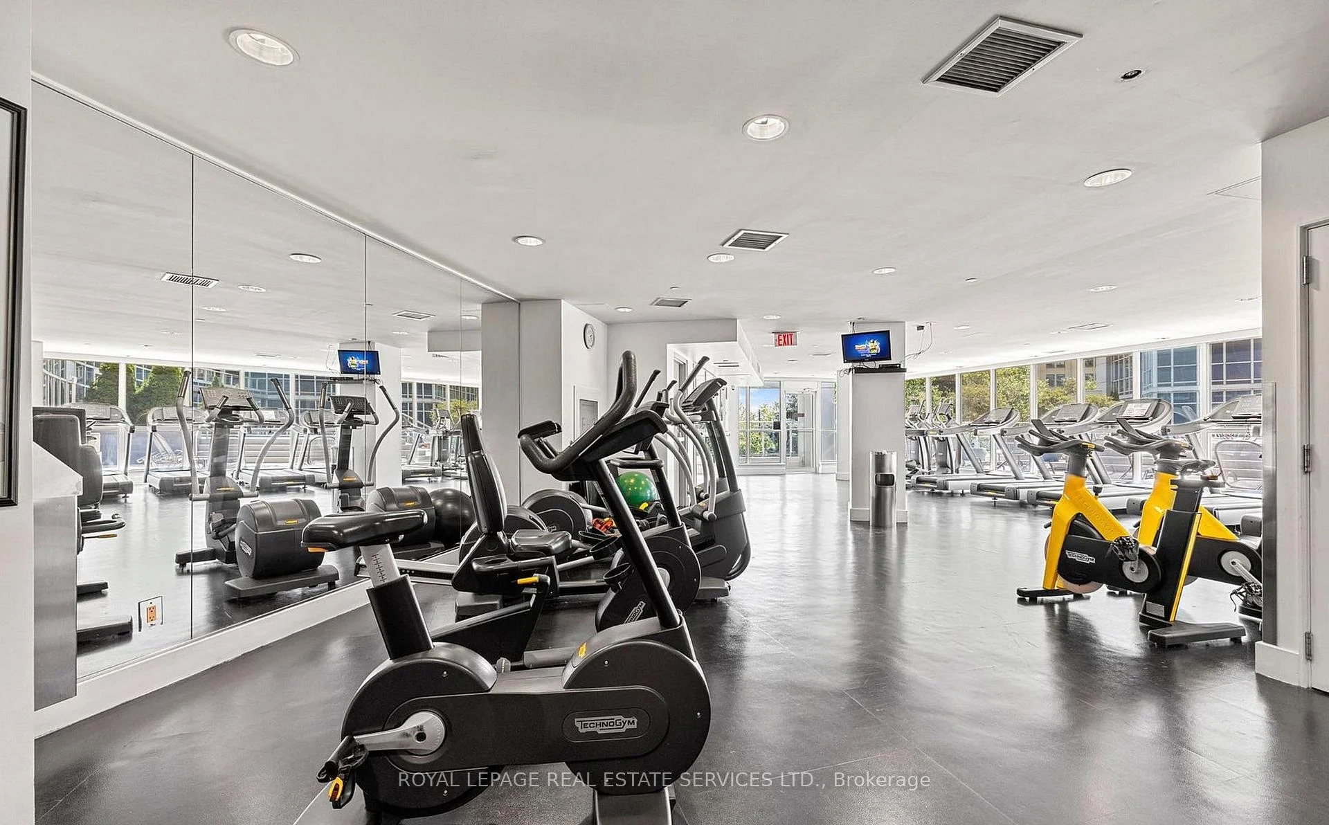 Photo 29 of Unit 1104, 208 Queens Quay W, Toronto, Waterfront Communities — HOMEH