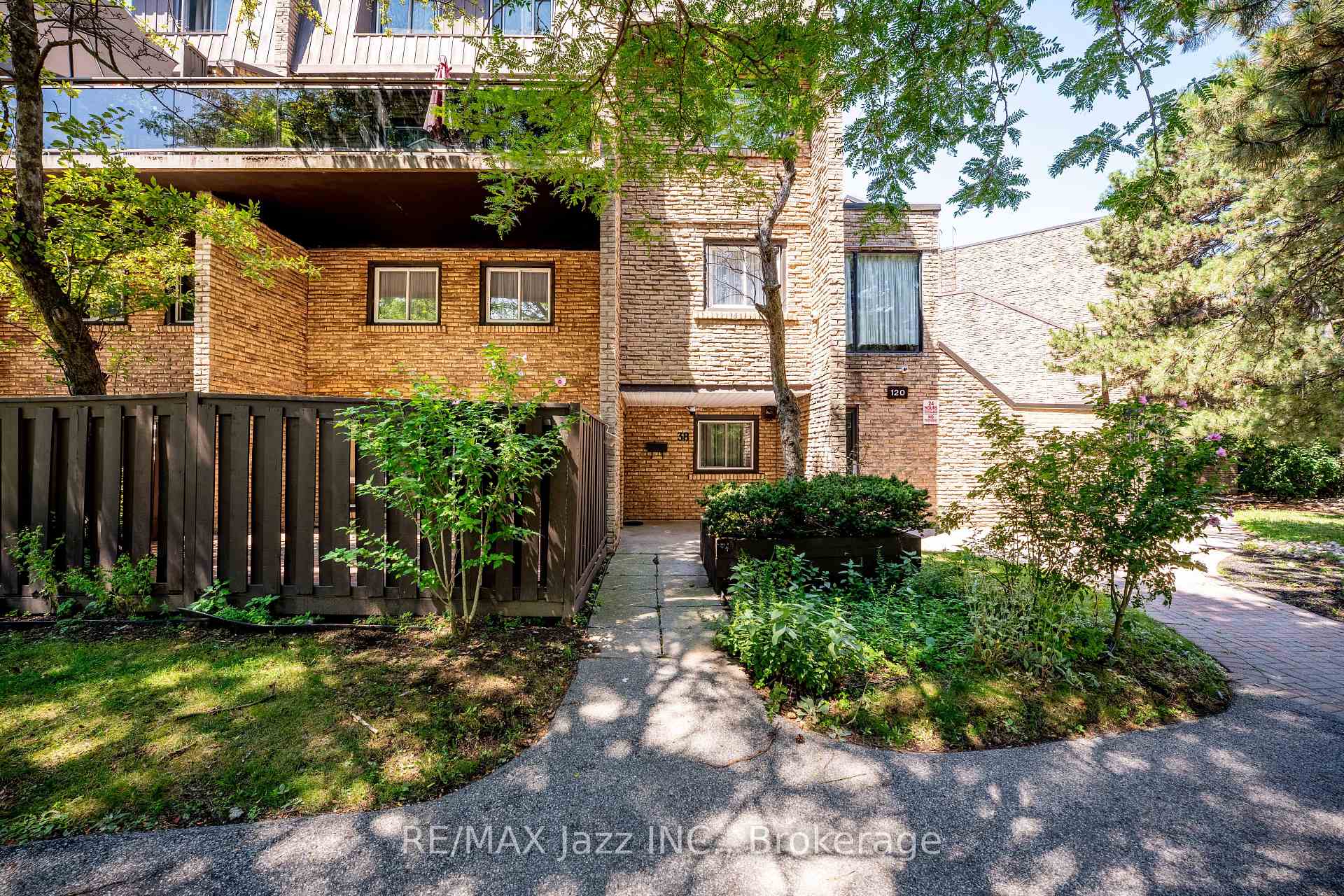 Photo 2 of Unit 38, 120 Ling Road, Scarborough, West Hill — HOMEH