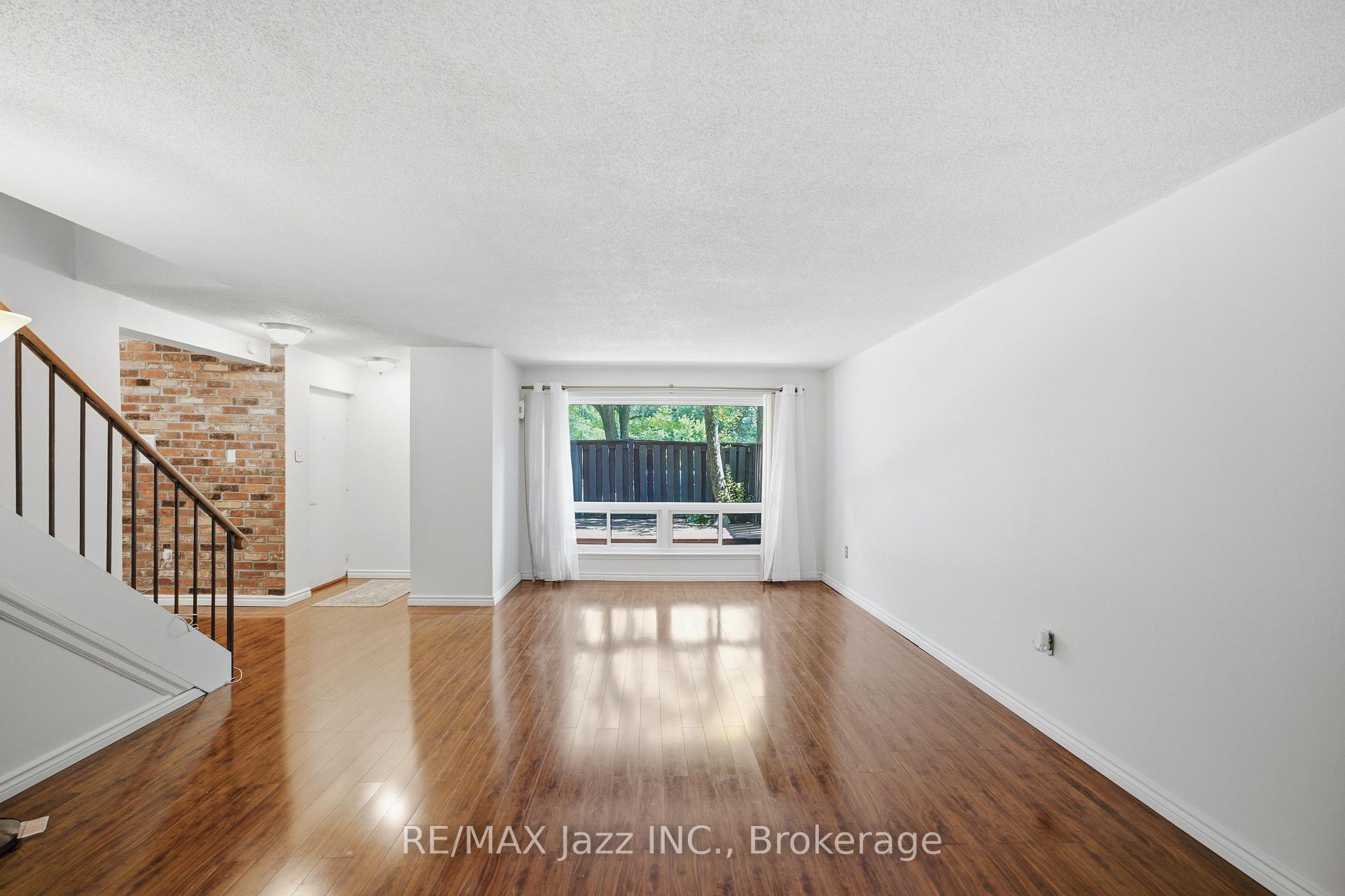 Photo 6 of Unit 38, 120 Ling Road, Scarborough, West Hill — HOMEH