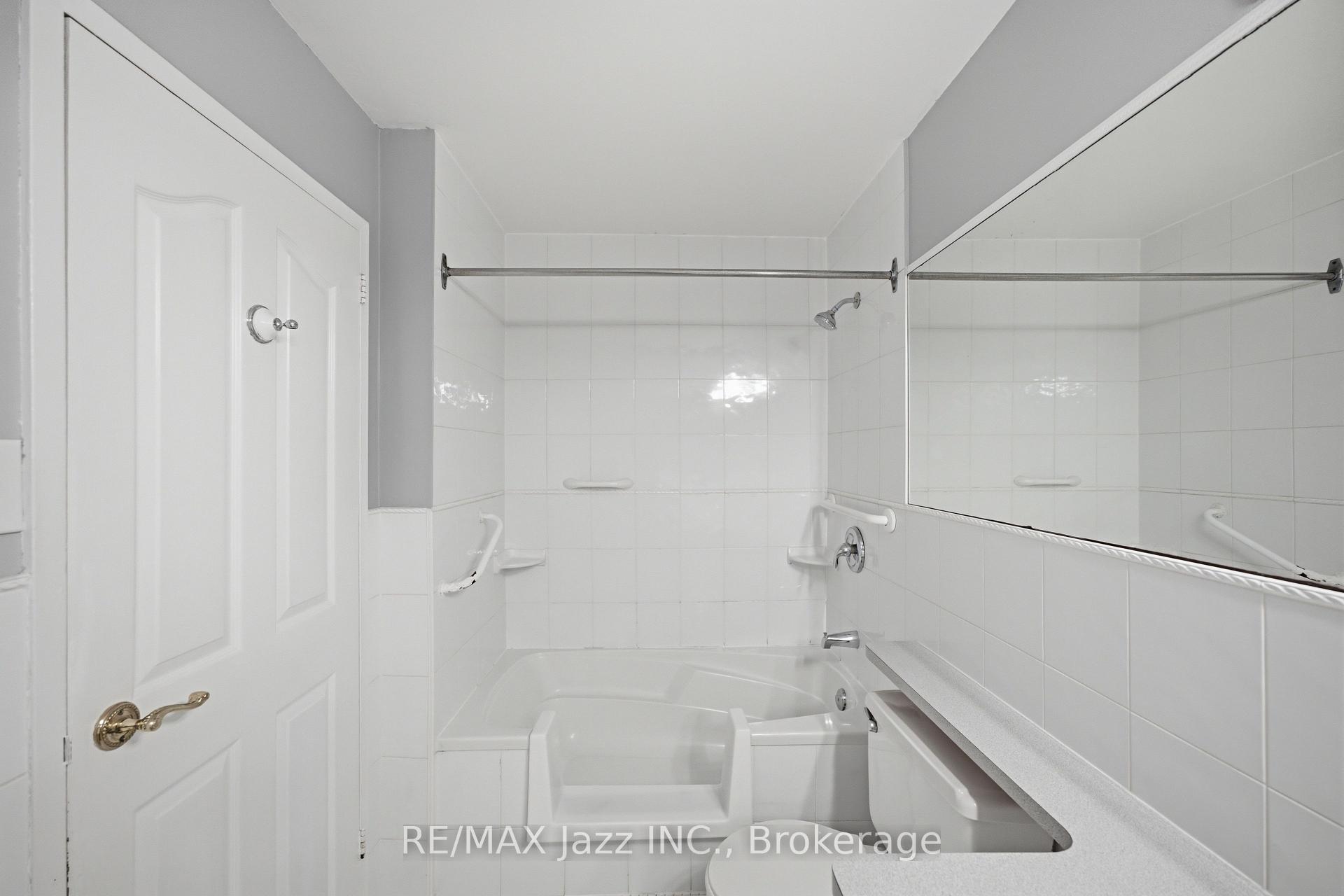 Photo 23 of Unit 38, 120 Ling Road, Scarborough, West Hill — HOMEH