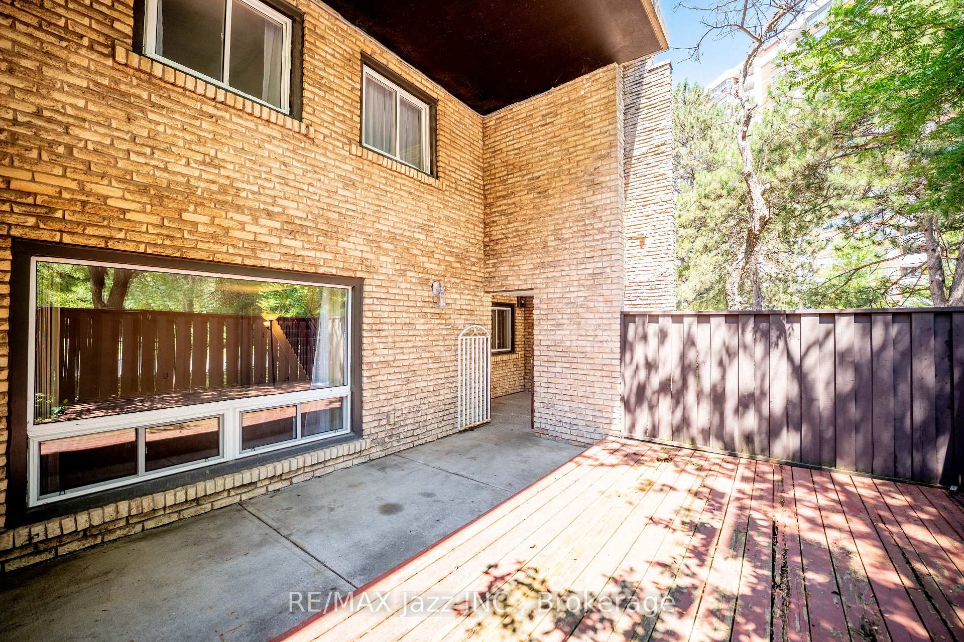 Photo 33 of Unit 38, 120 Ling Road, Scarborough, West Hill — HOMEH