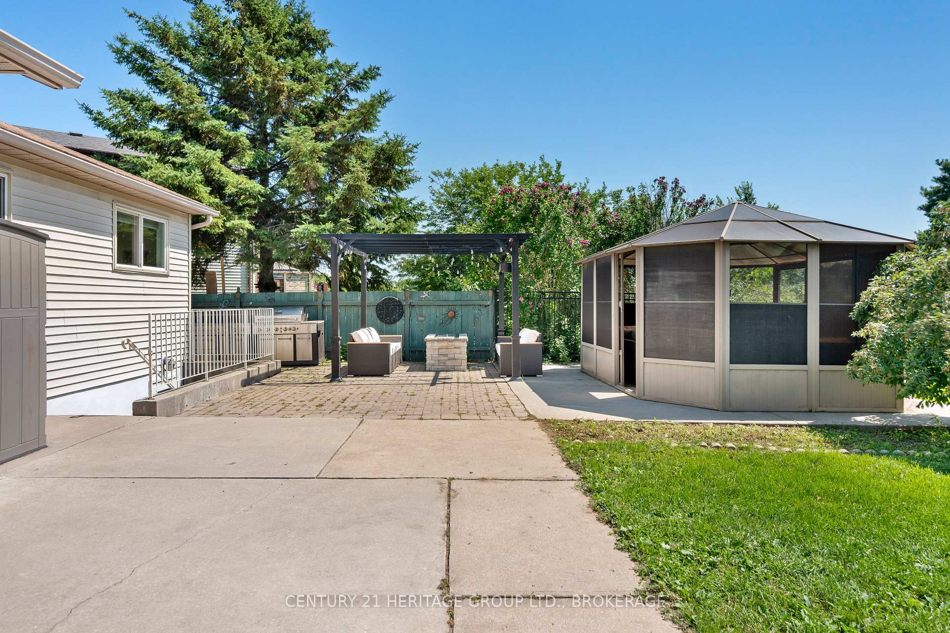 Photo 7 of 18 Keates Place, Kingston, Rideau — HOMEH