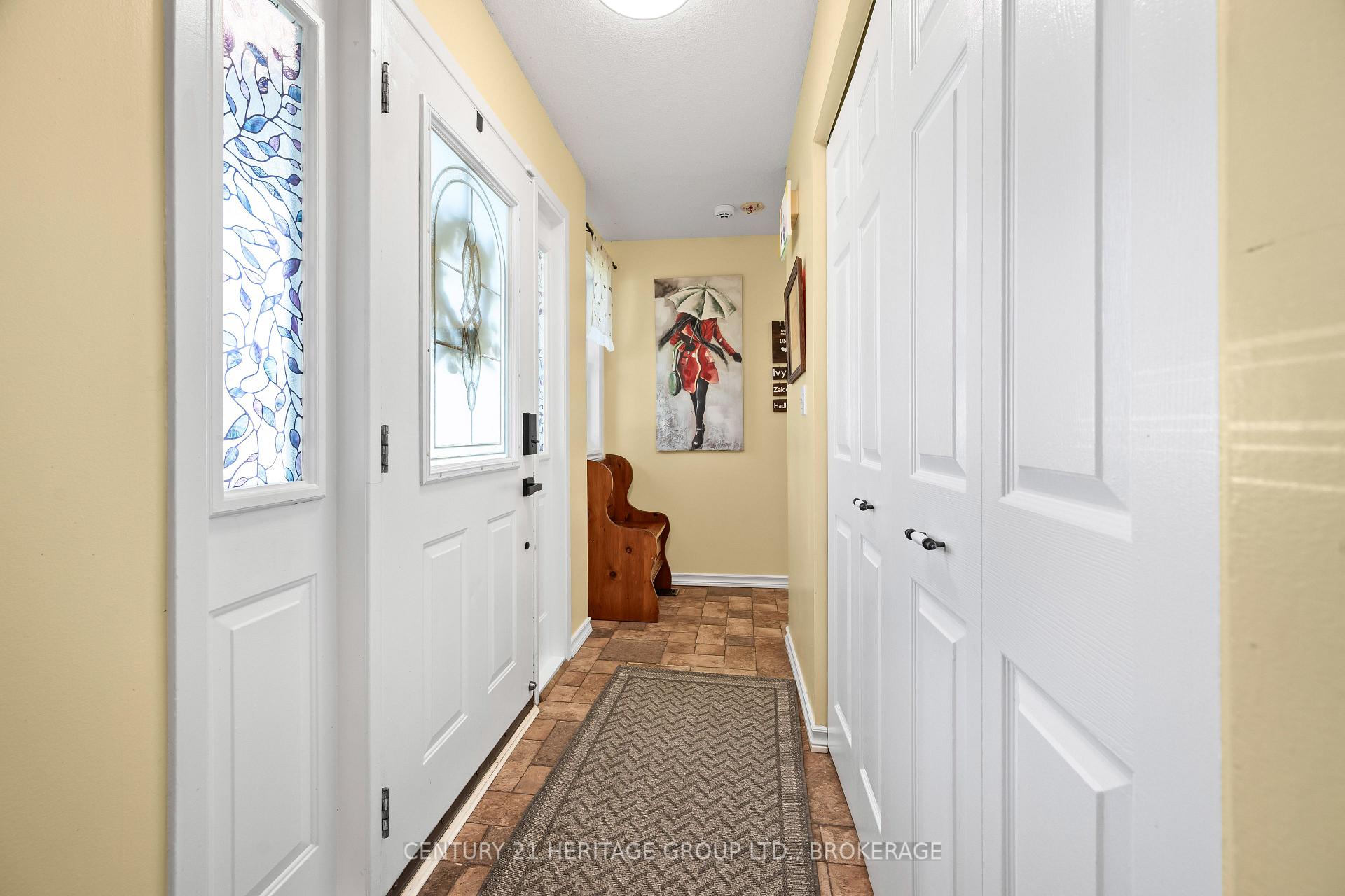 Photo 12 of 18 Keates Place, Kingston, Rideau — HOMEH