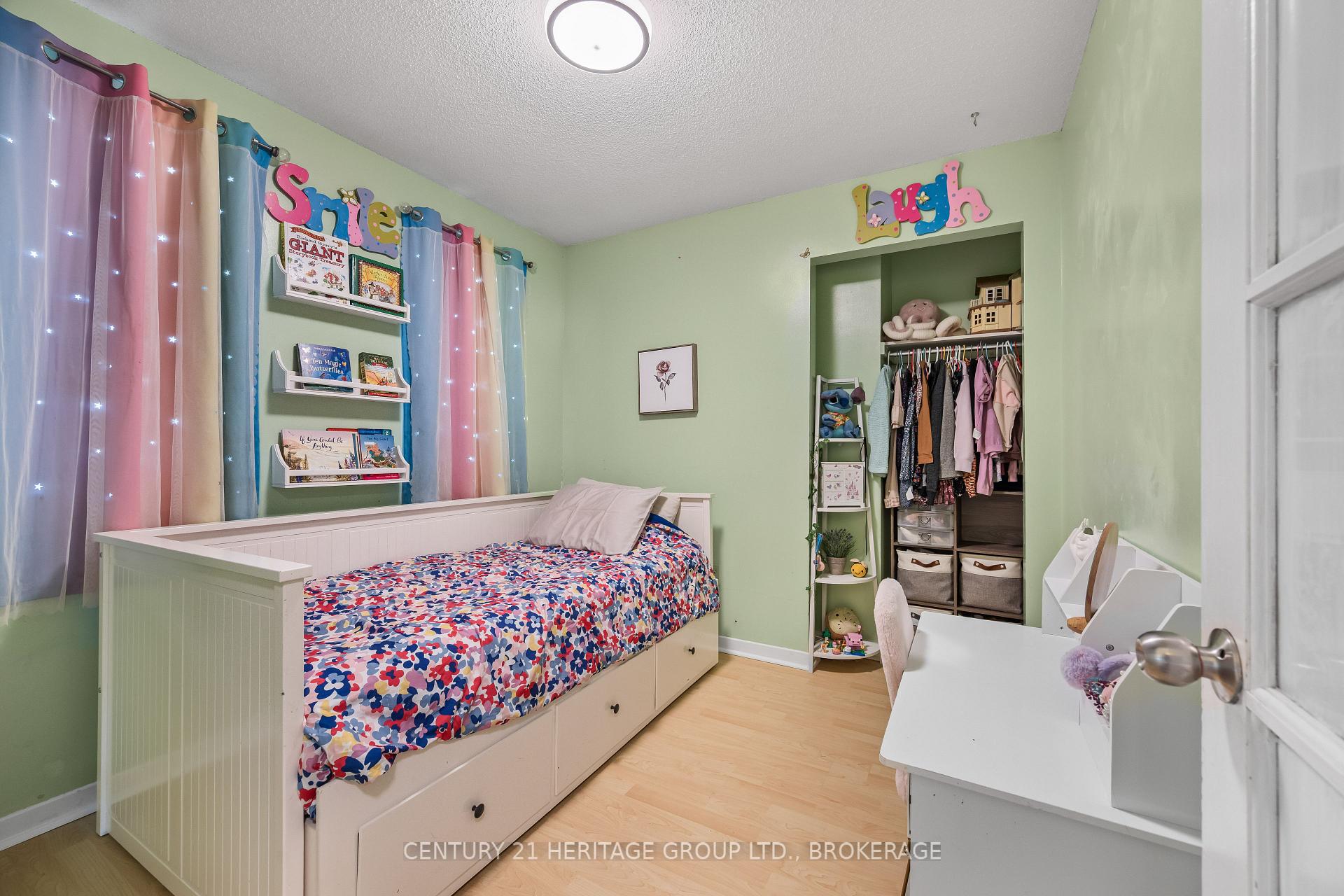 Photo 25 of 18 Keates Place, Kingston, Rideau — HOMEH