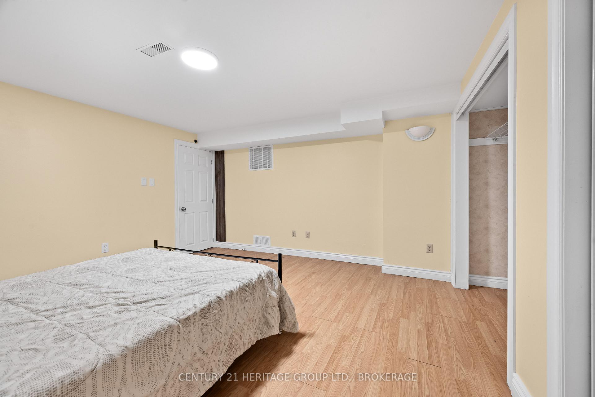 Photo 34 of 18 Keates Place, Kingston, Rideau — HOMEH