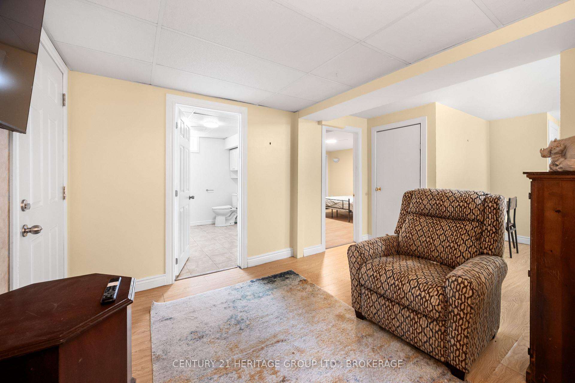 Photo 37 of 18 Keates Place, Kingston, Rideau — HOMEH