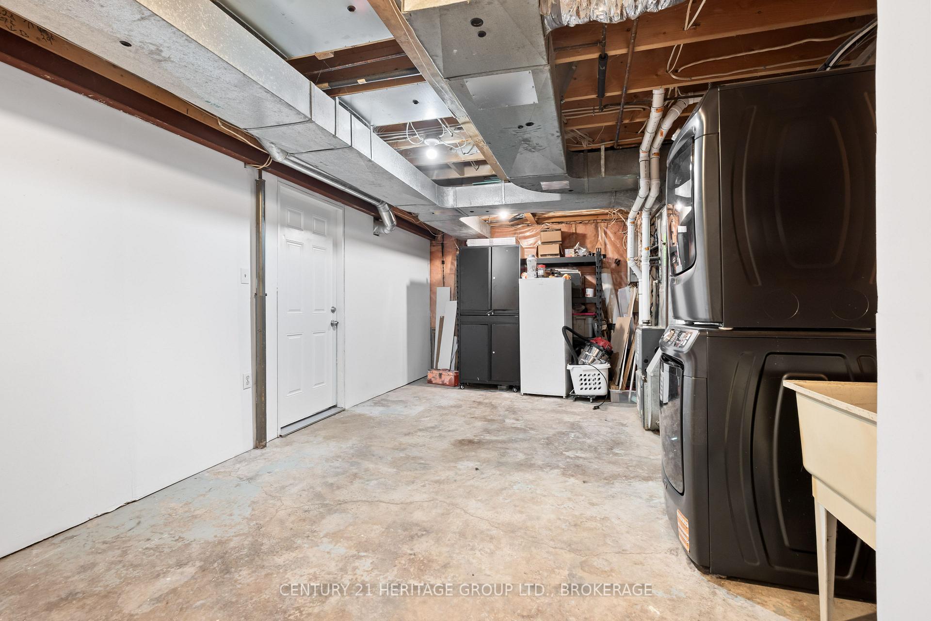 Photo 43 of 18 Keates Place, Kingston, Rideau — HOMEH