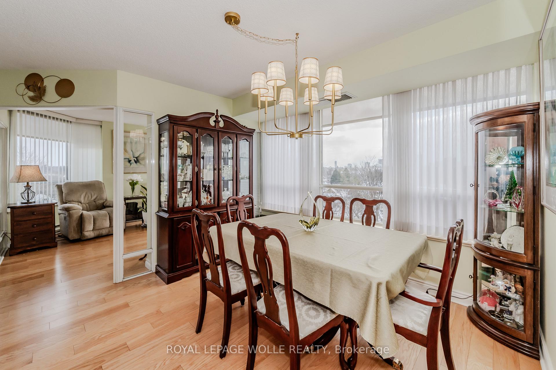 Photo 14 of Unit 802, 6 Willow Street, Waterloo, Uptown Waterloo/North Ward — HOMEH