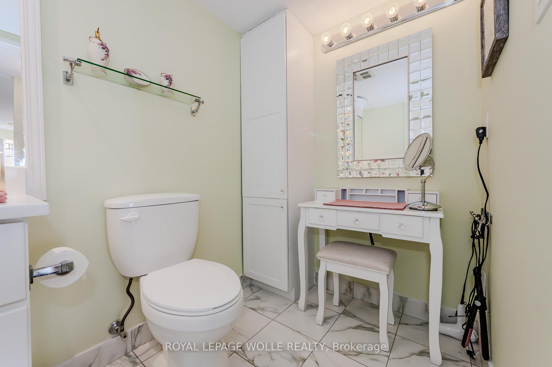 Photo 21 of Unit 802, 6 Willow Street, Waterloo, Uptown Waterloo/North Ward — HOMEH