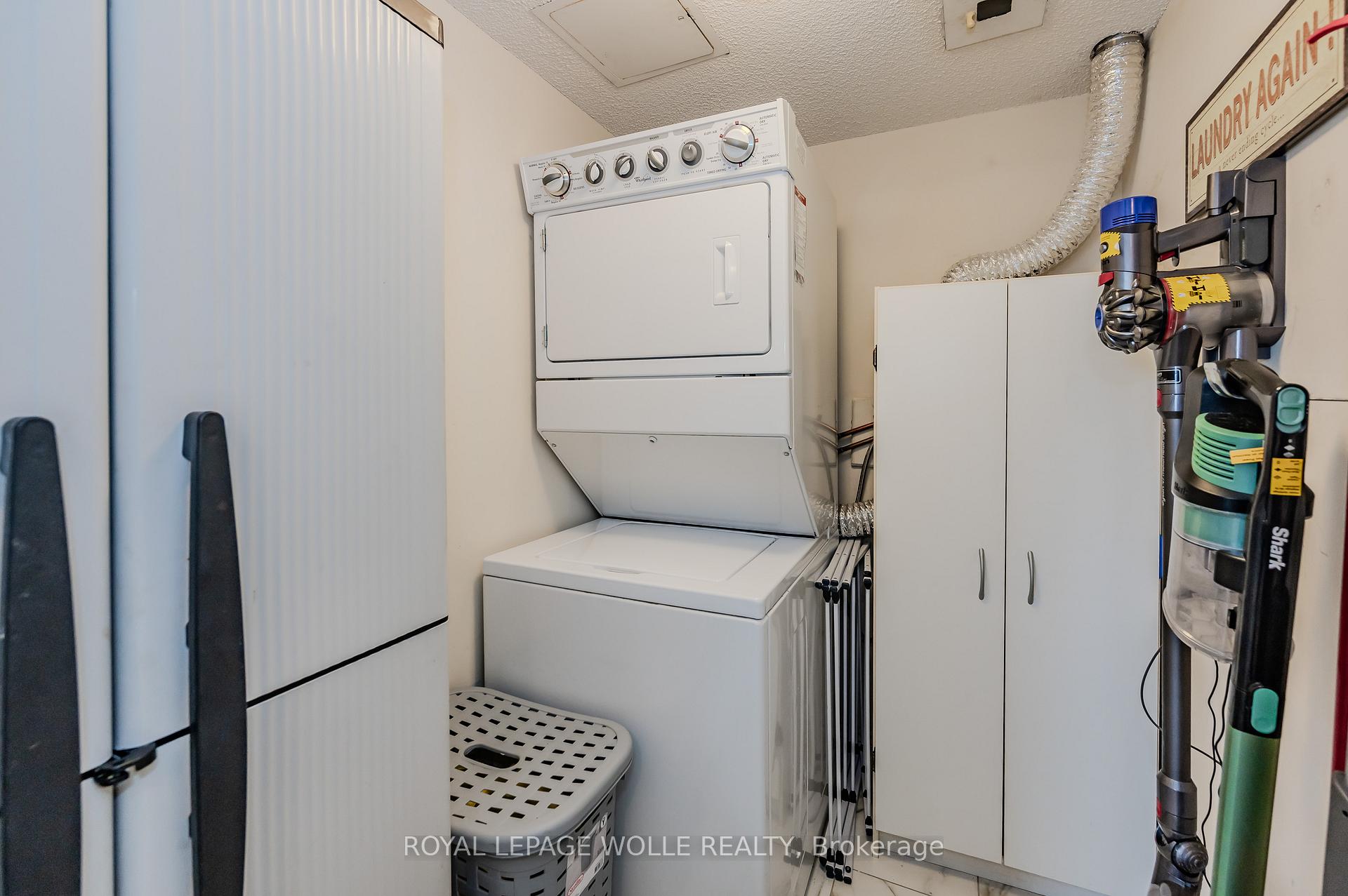 Photo 24 of Unit 802, 6 Willow Street, Waterloo, Uptown Waterloo/North Ward — HOMEH
