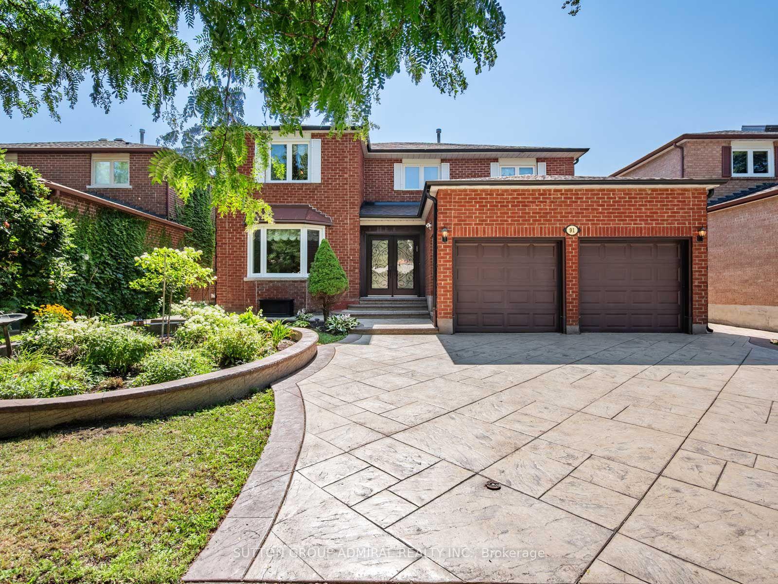 Photo 2 of 91 Robinwood Trail, Vaughan, Brownridge — HOMEH