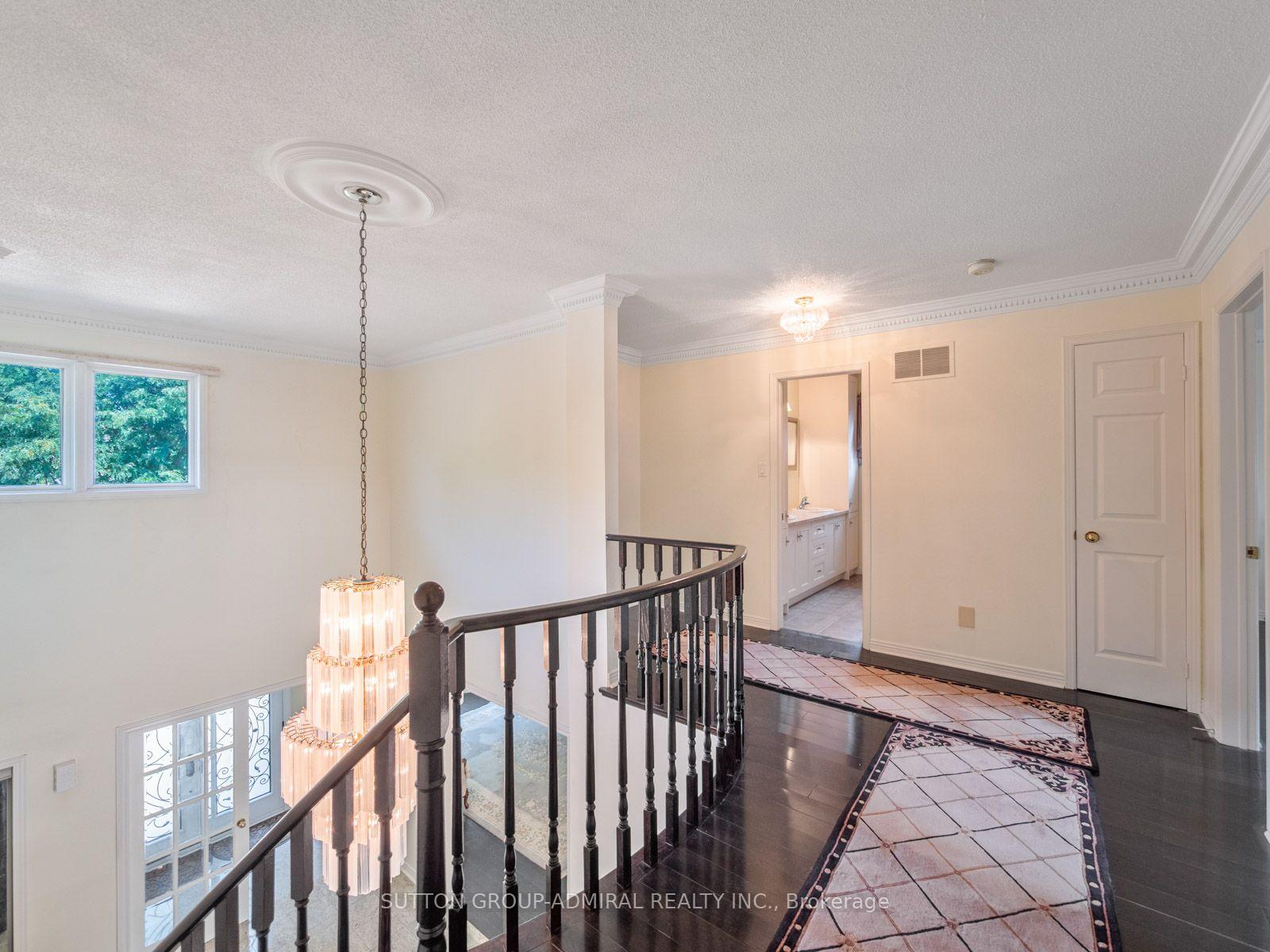 Photo 29 of 91 Robinwood Trail, Vaughan, Brownridge — HOMEH