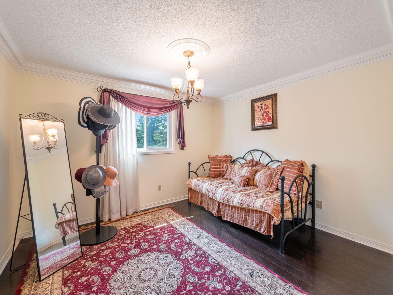 Photo 45 of 91 Robinwood Trail, Vaughan, Brownridge — HOMEH