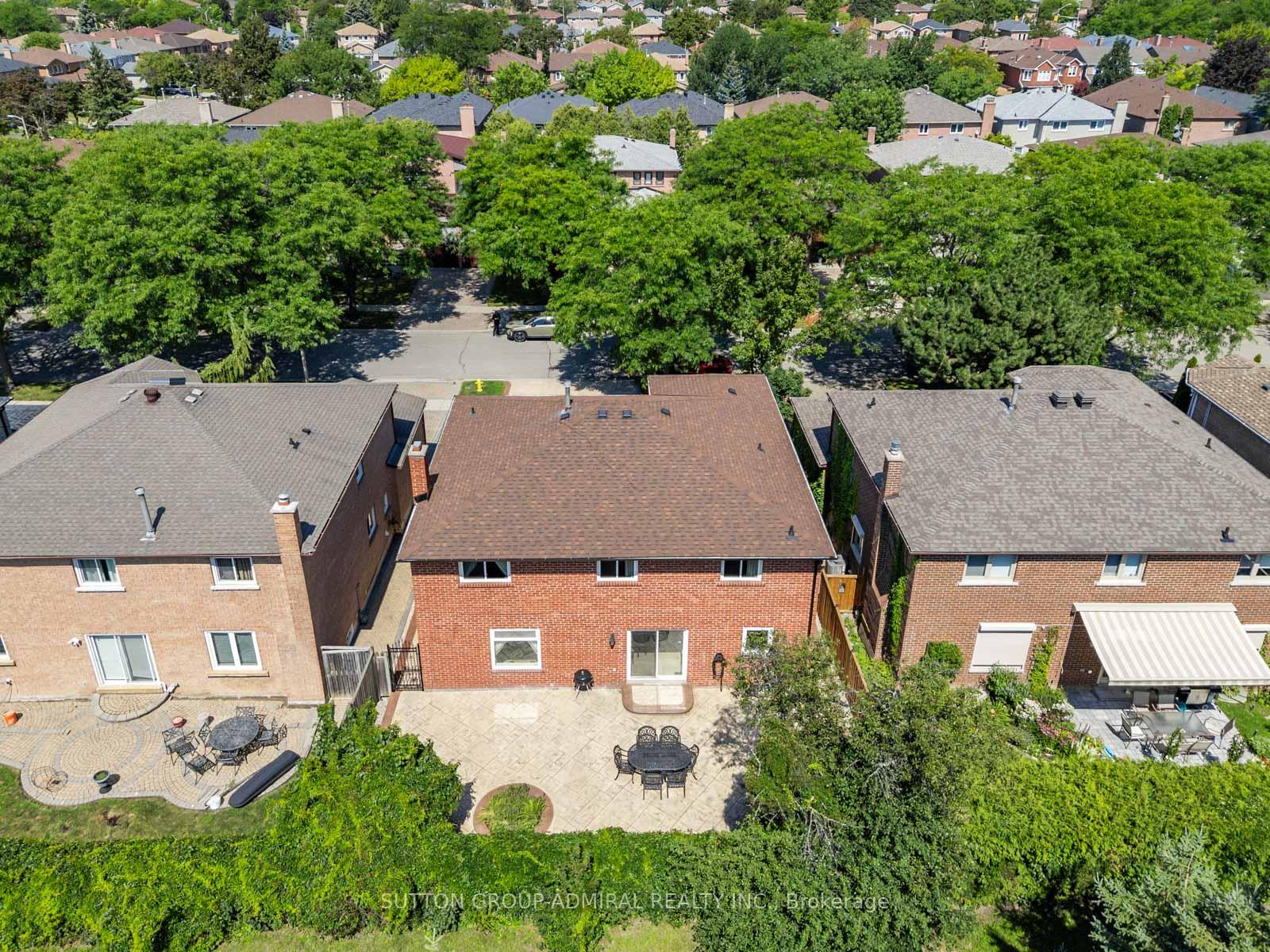 Photo 58 of 91 Robinwood Trail, Vaughan, Brownridge — HOMEH