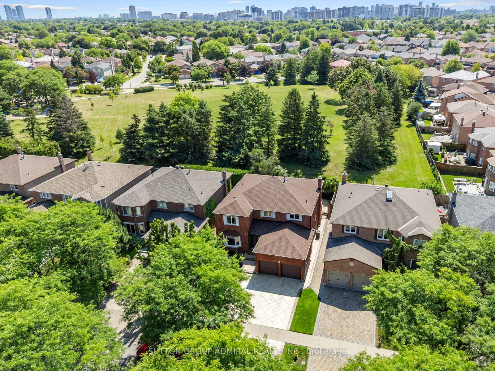 Photo 60 of 91 Robinwood Trail, Vaughan, Brownridge — HOMEH