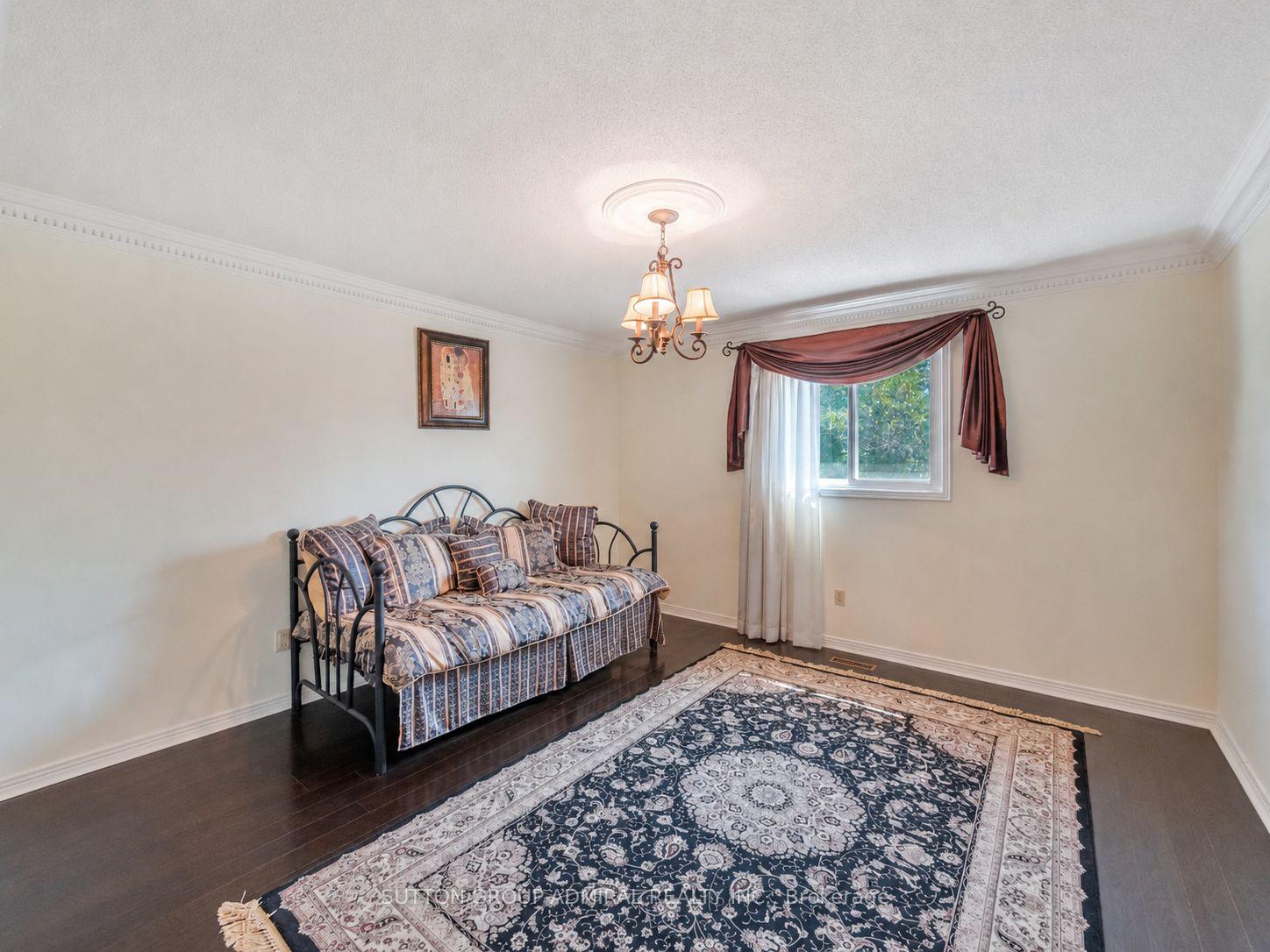 Photo 42 of 91 Robinwood Trail, Vaughan, Brownridge — HOMEH