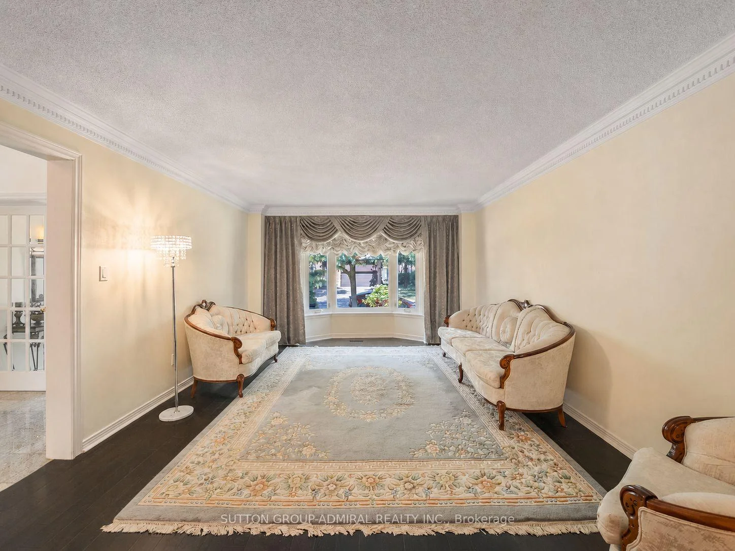Photo 10 of 91 Robinwood Trail, Vaughan, Brownridge — HOMEH